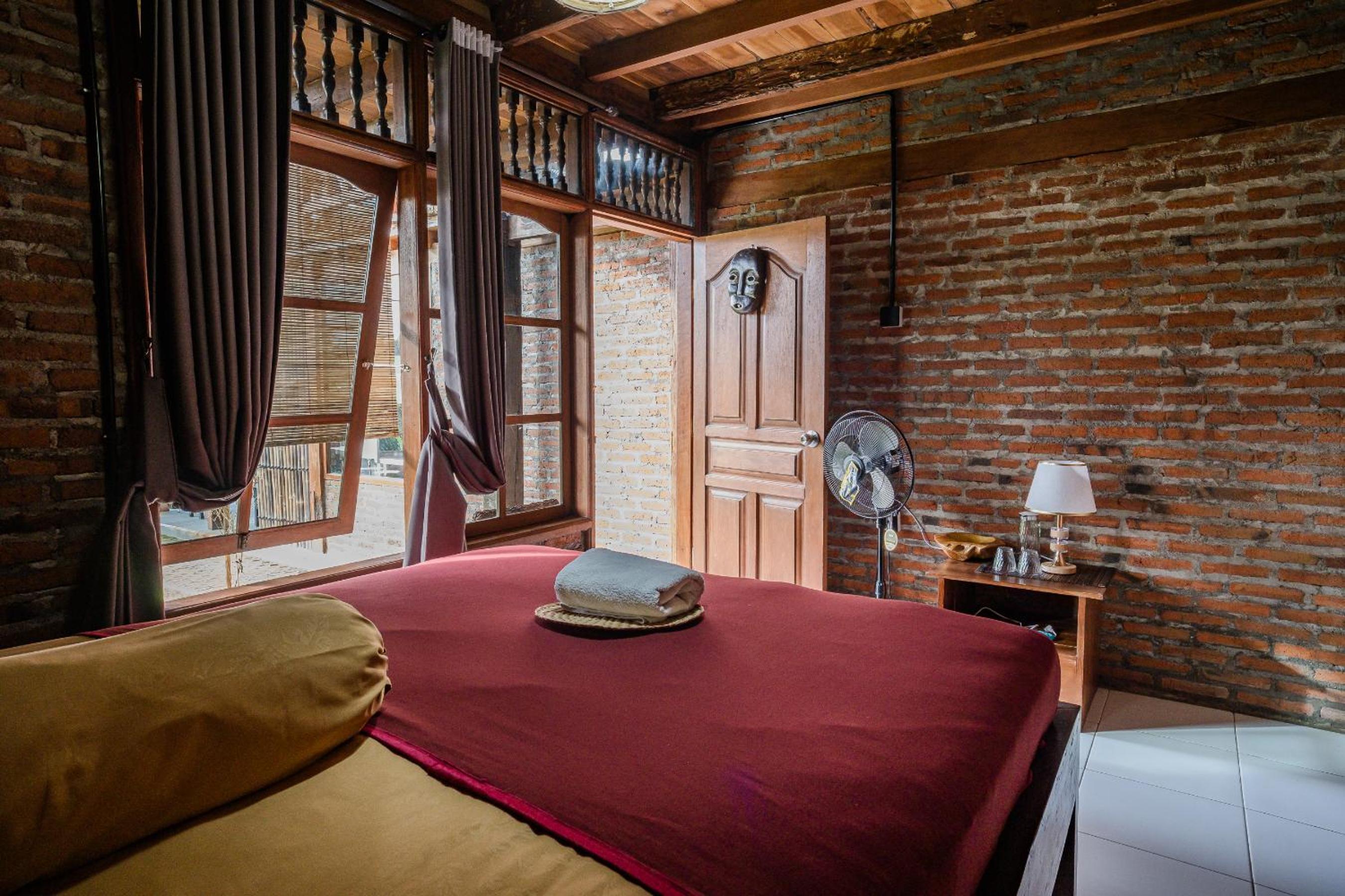 Standard Double Room with Fan photo 1
