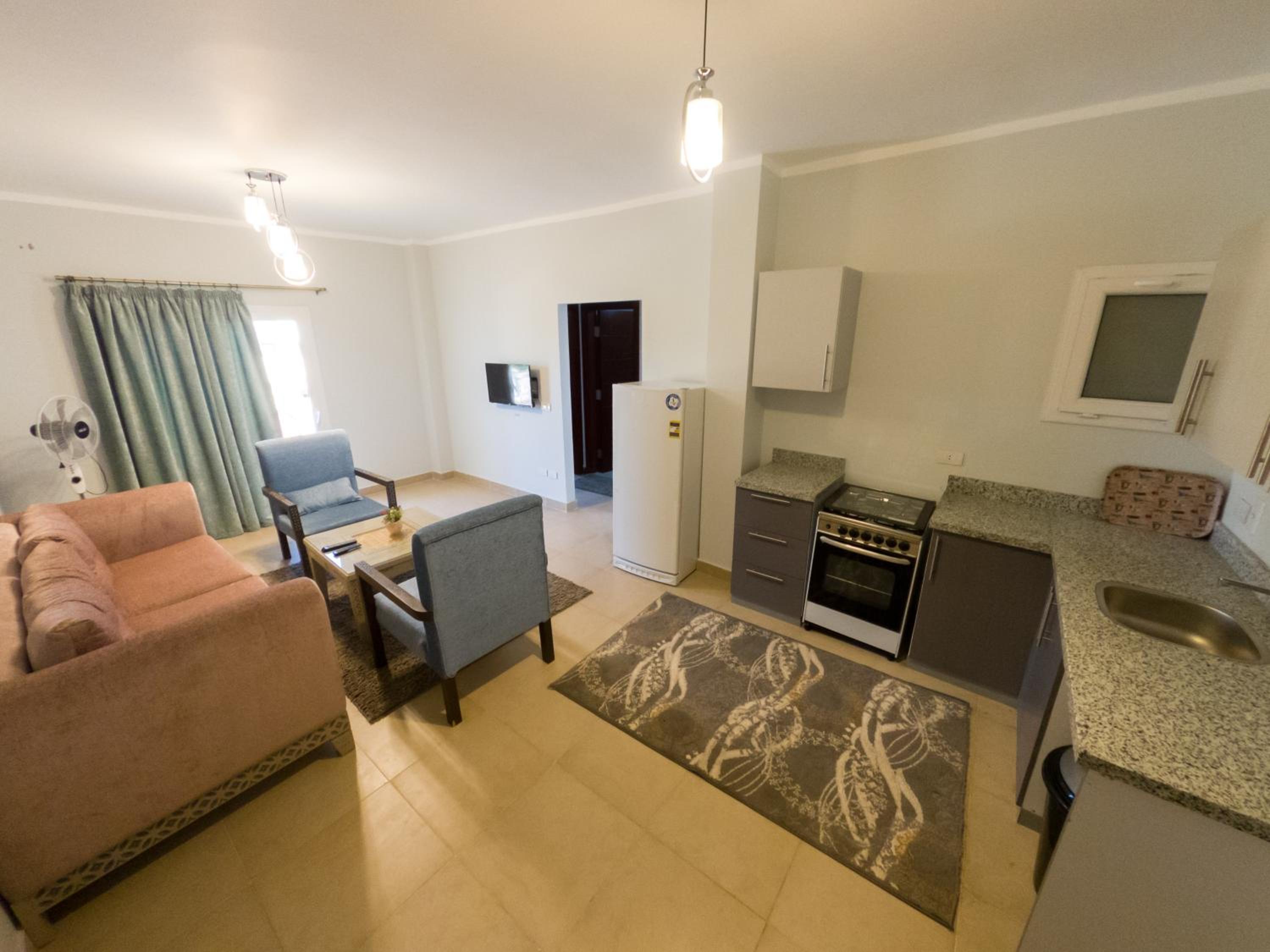 Two-Bedroom Deluxe Apartment with Balcony