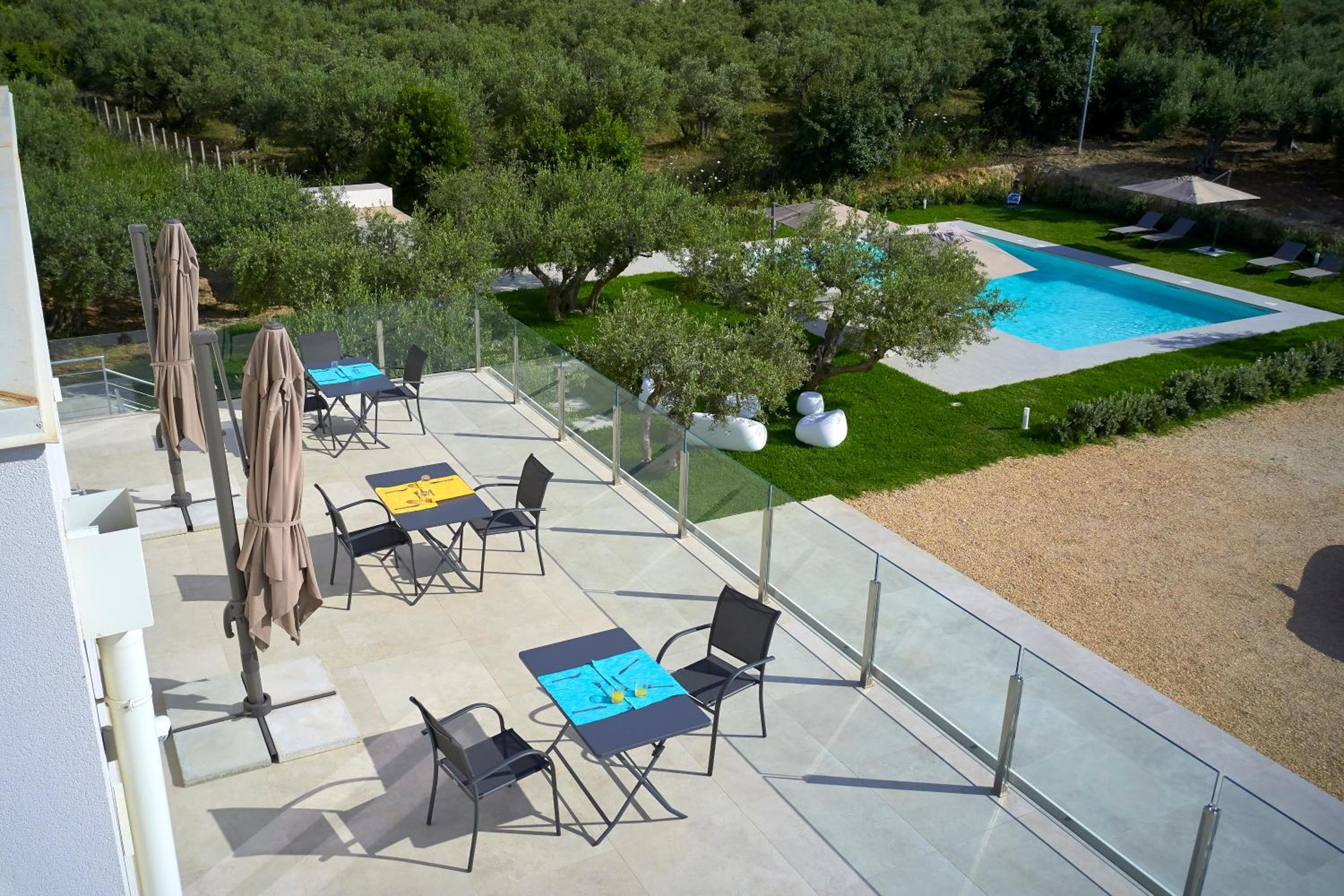 Double Room with Pool View