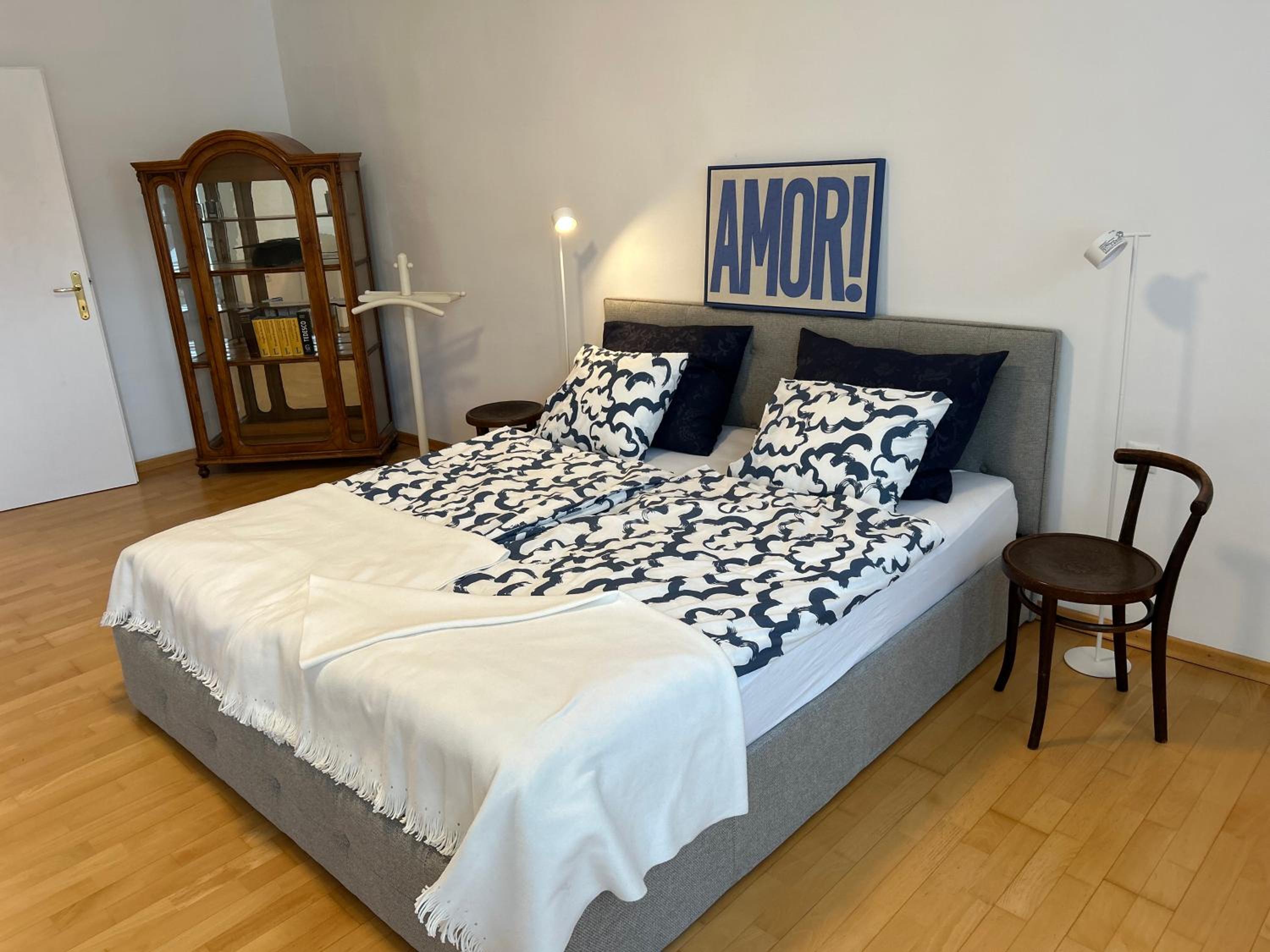 One-Bedroom Apartment with Balcony photo 2