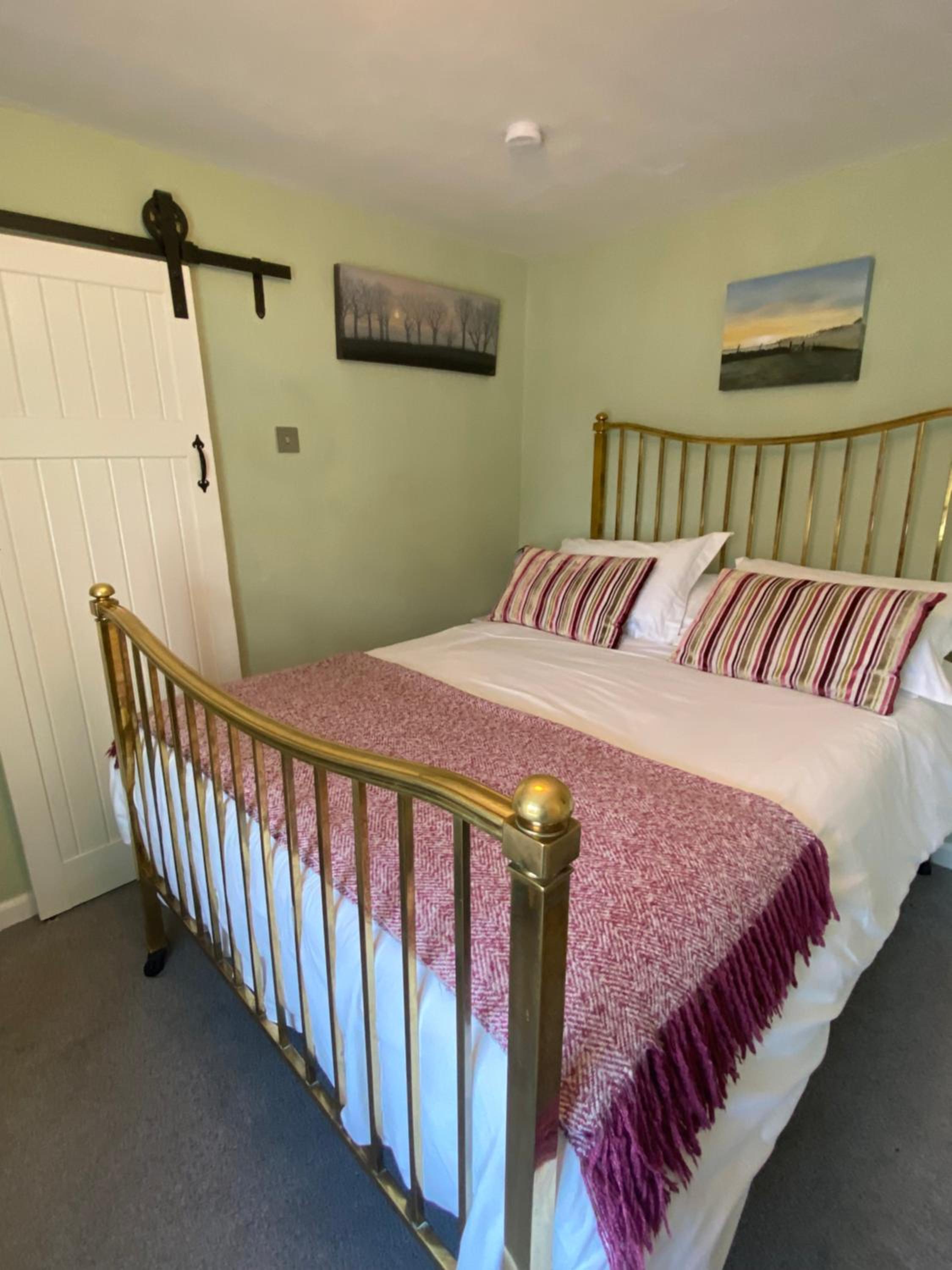 Budget Double Room photo 2