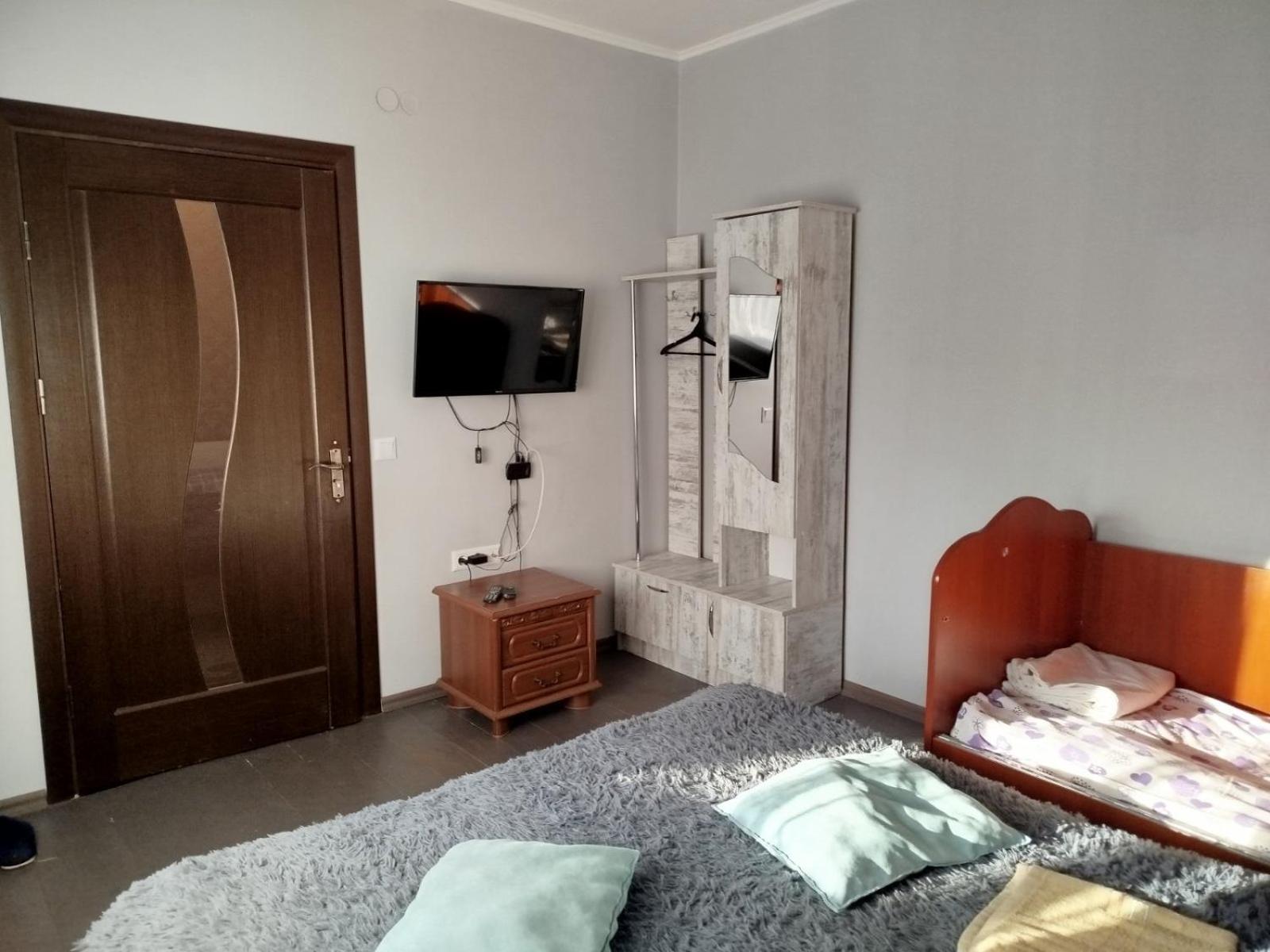 Budget Double Room photo 3