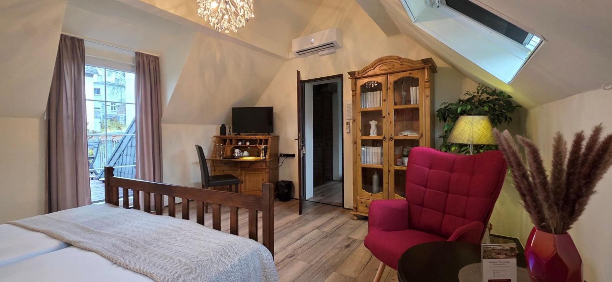Superior Triple Room