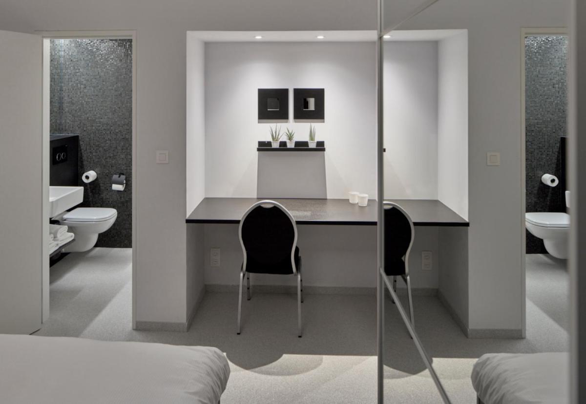 Standard Double or Twin Room photo 3