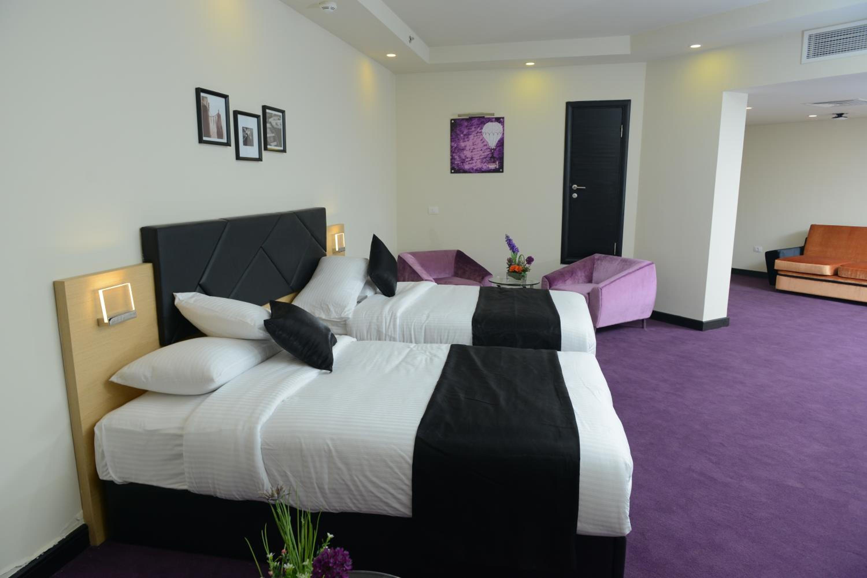 Presidential Suite photo 3