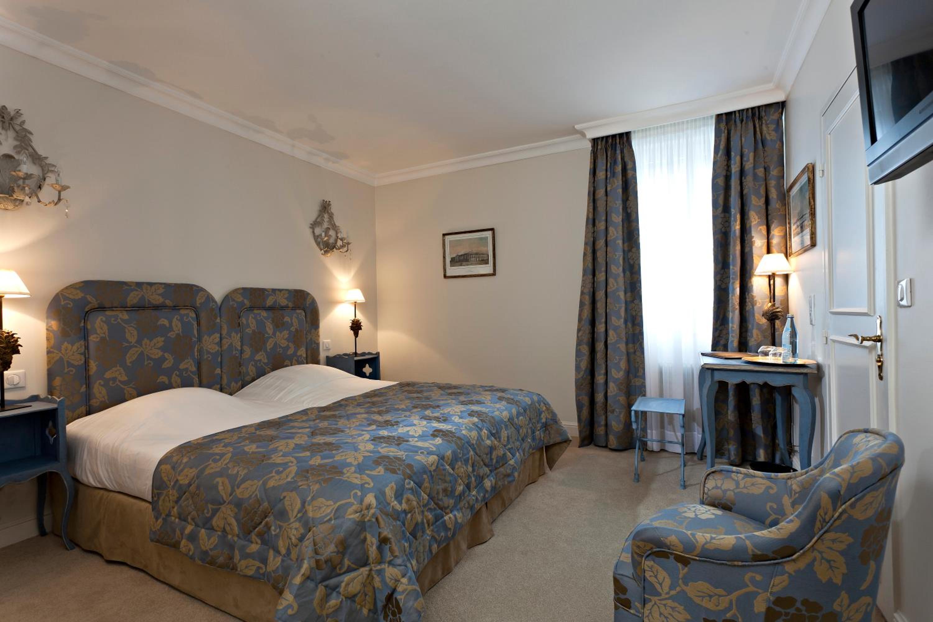 Classic King Room - Photo 4