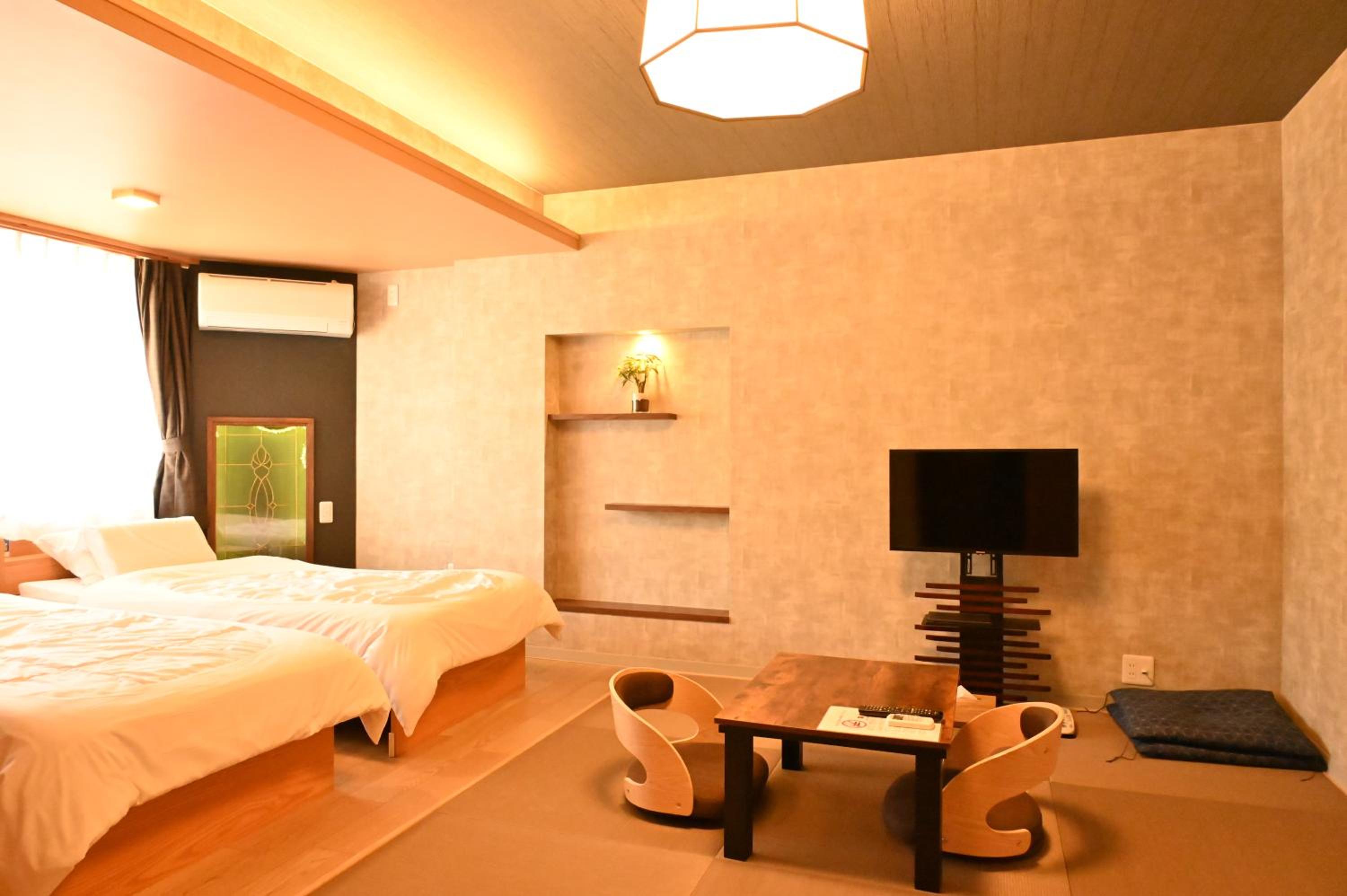 Twin Room with Mountain View - Photo 1
