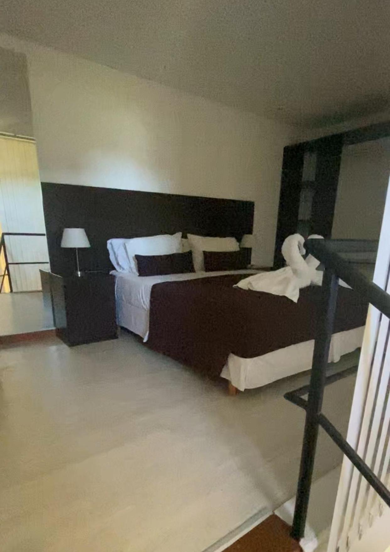 Deluxe Apartment photo 2
