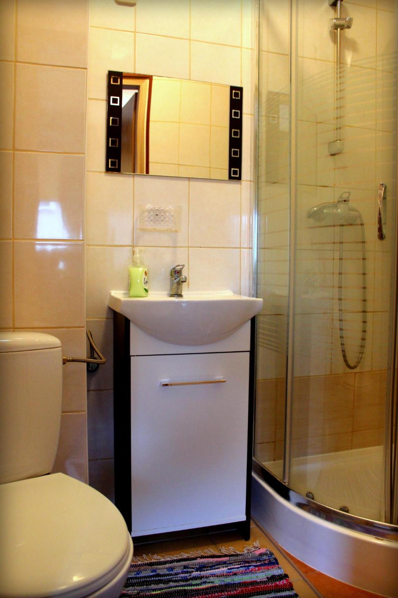 Double or Twin Room - Photo 4