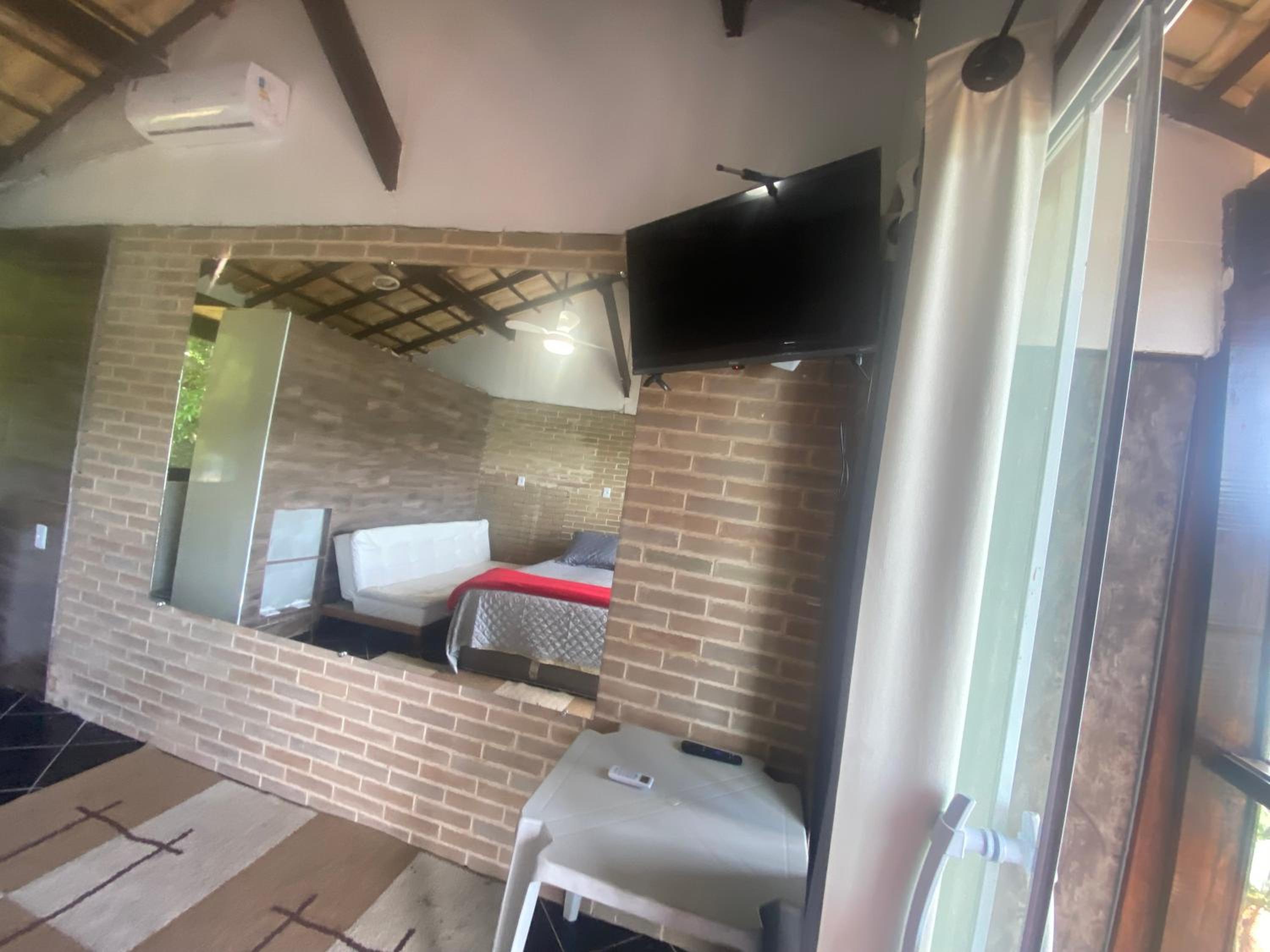 Executive Suite - Photo 2