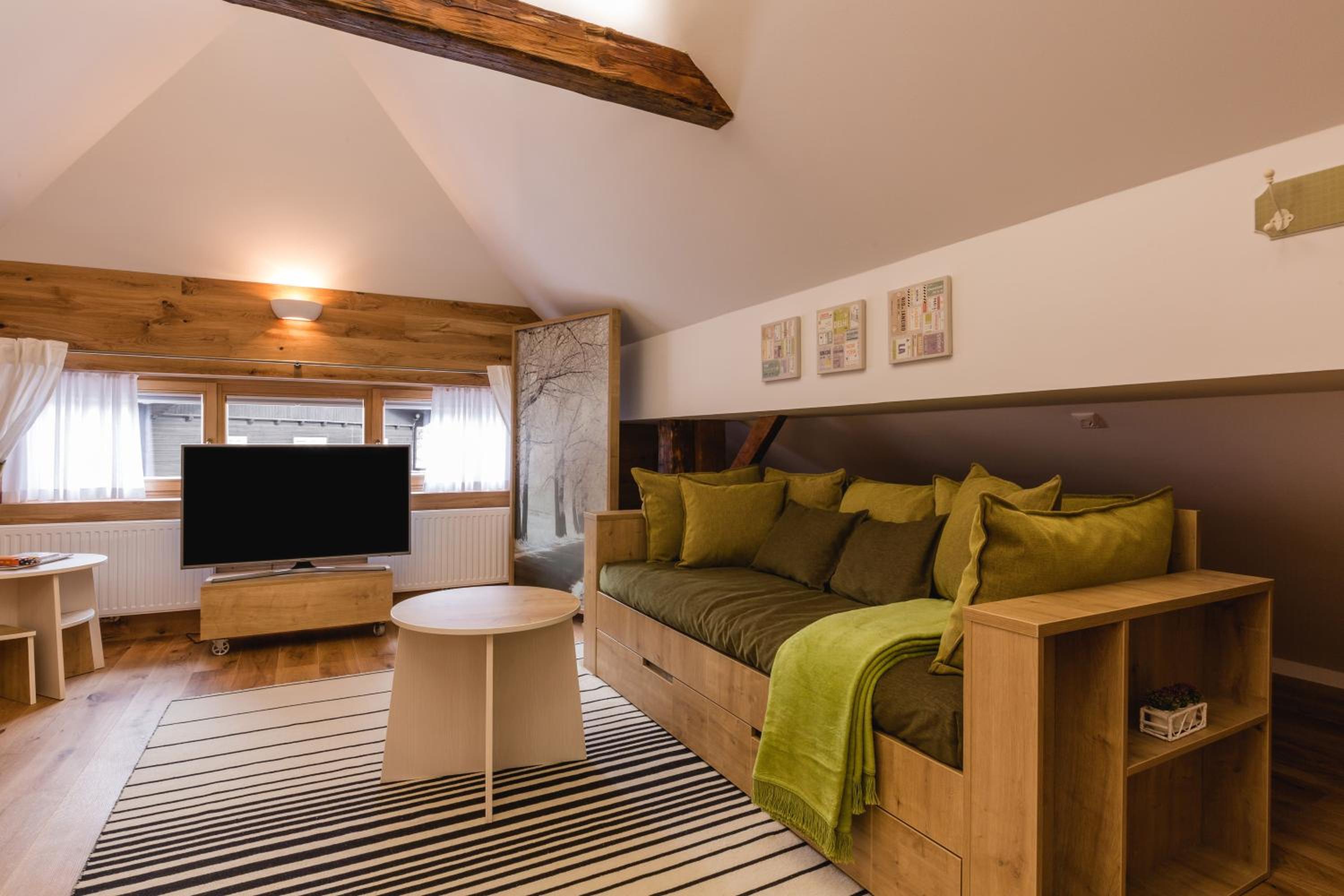 Deluxe Apartment (9 adults) photo 3