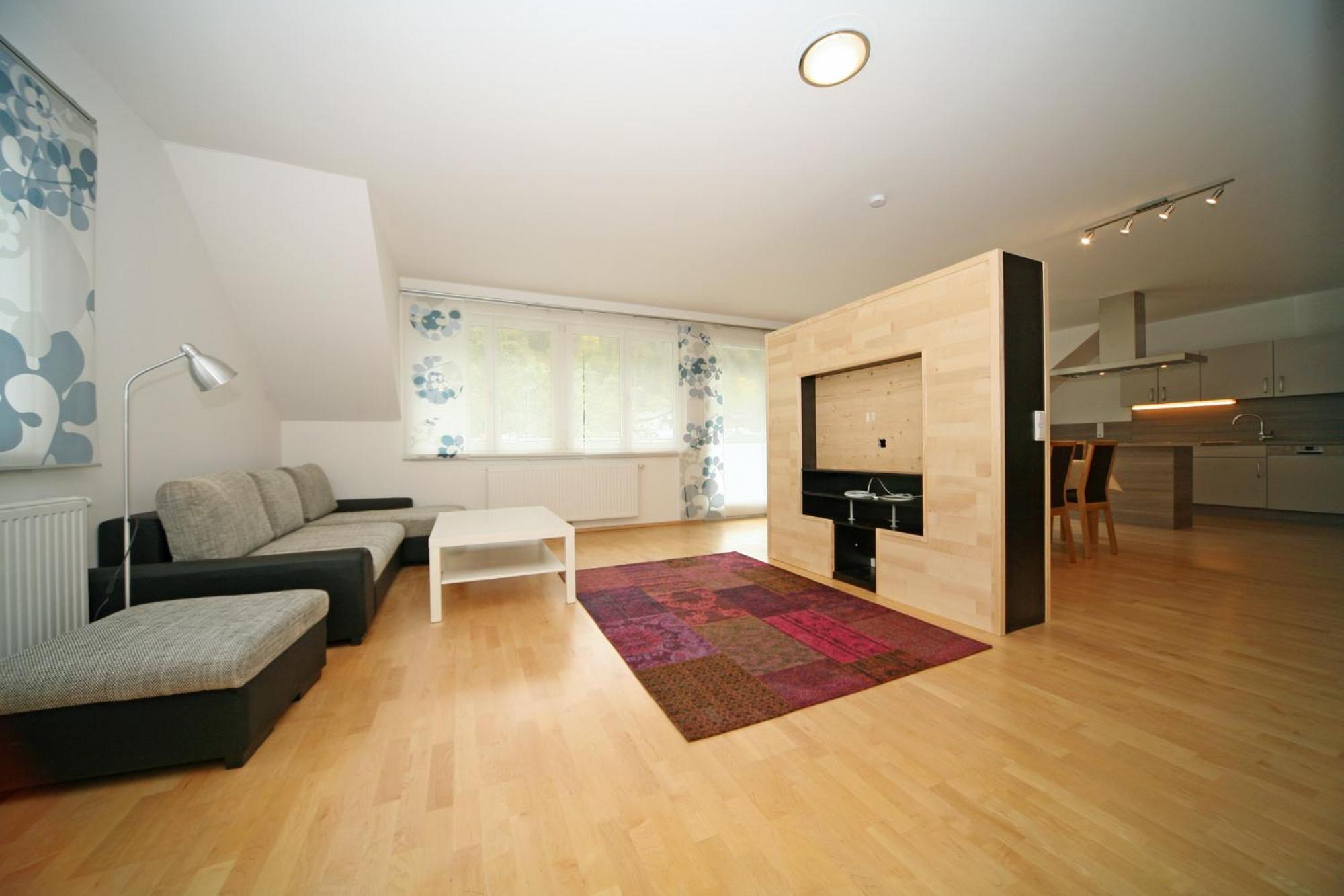 Apartment - Split Level
