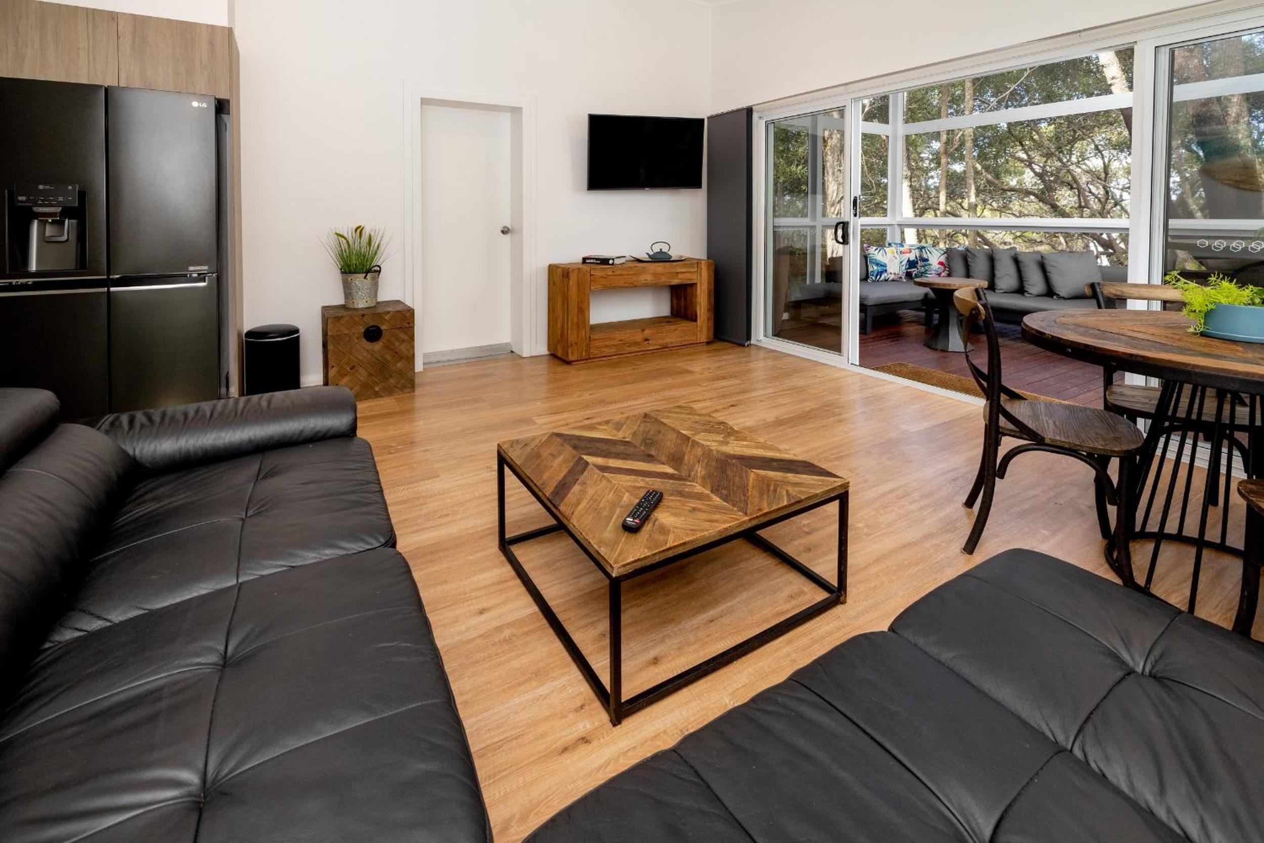 Three-Bedroom Bungalow photo 3