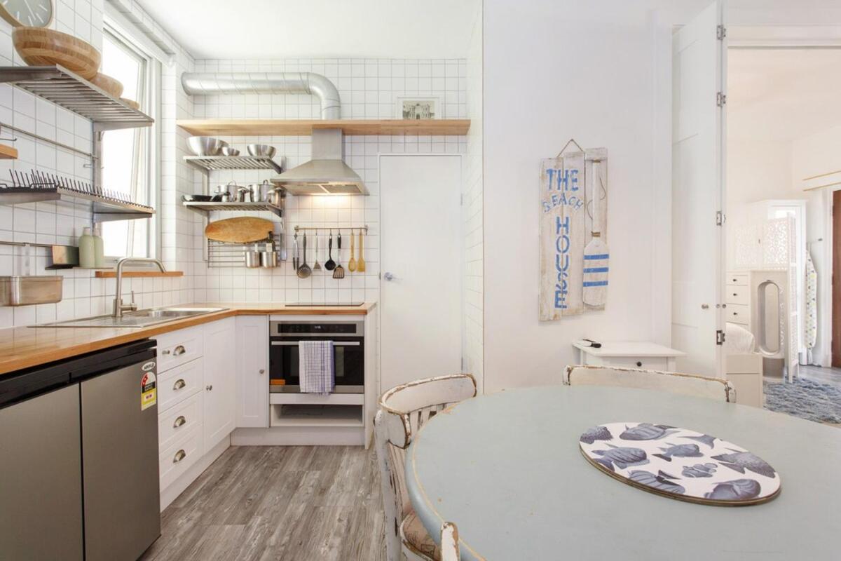 Studio Apartment photo 3