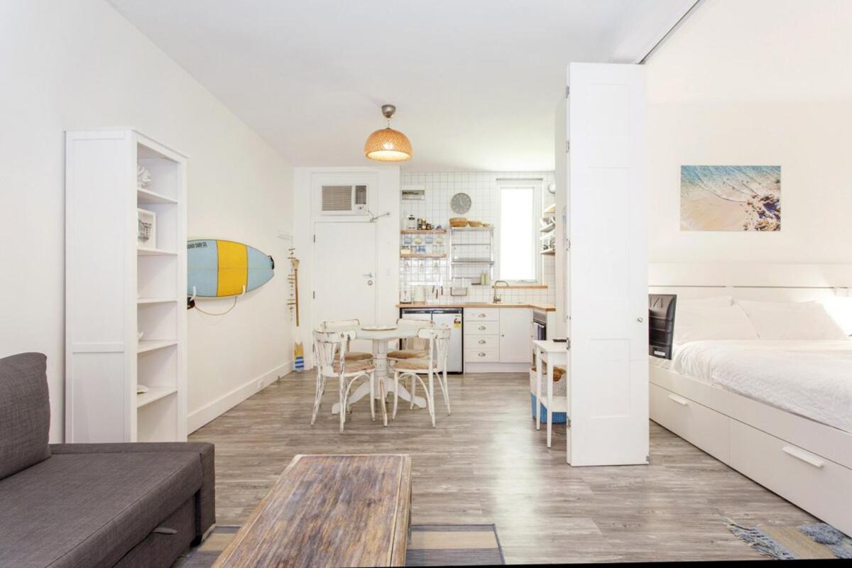 Studio Apartment photo 1
