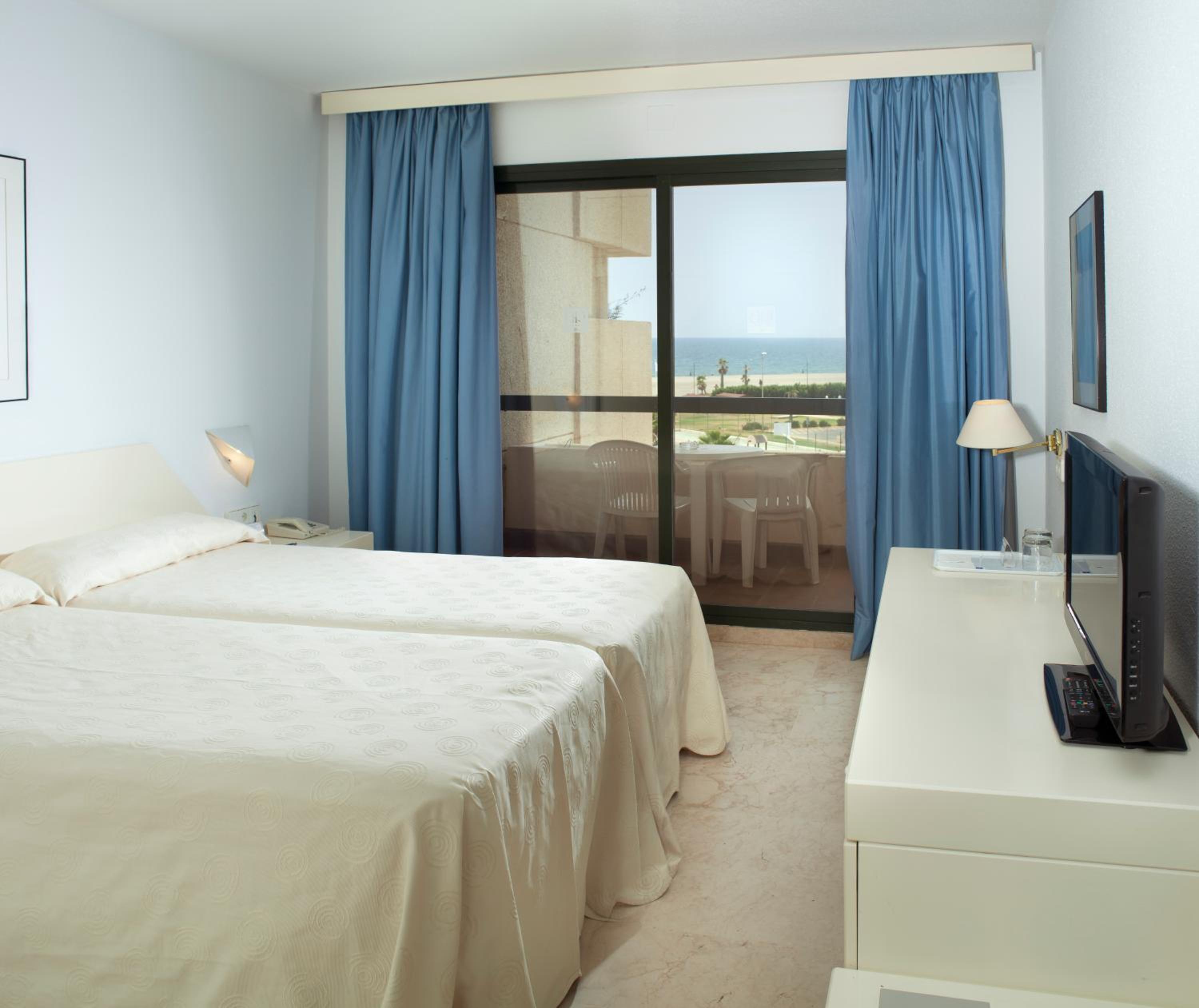 Twin Room - Photo 4