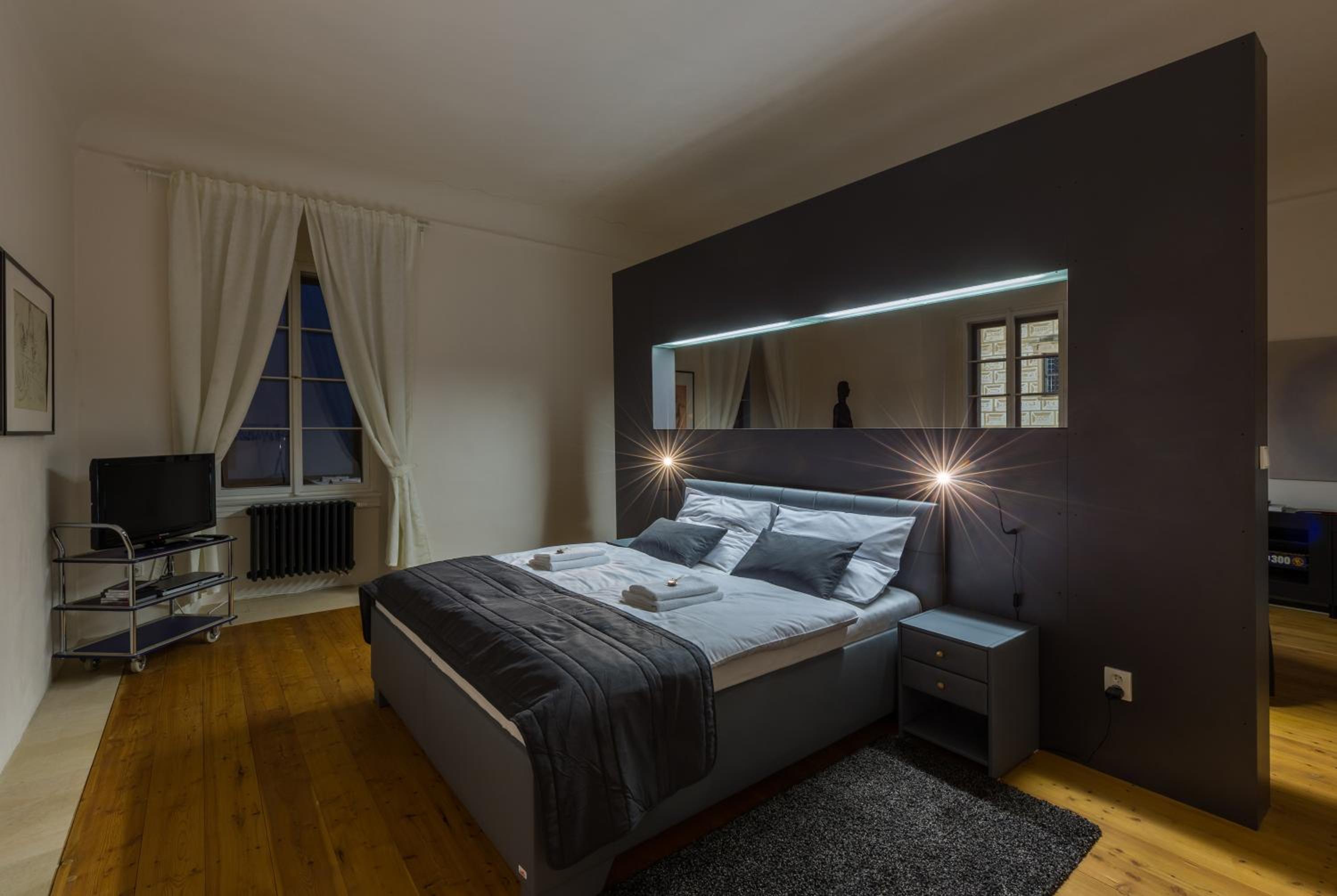 One-Bedroom Apartment - 1st floor