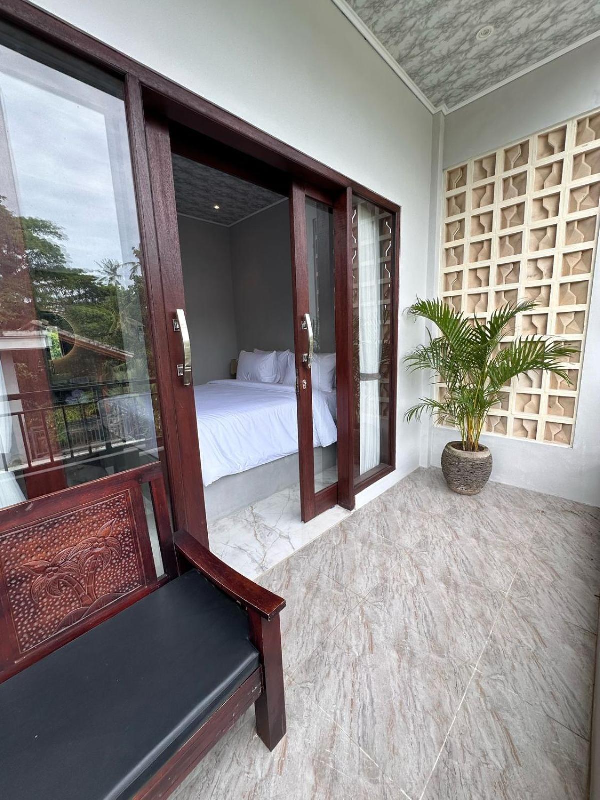 Deluxe Suite - Photo 3