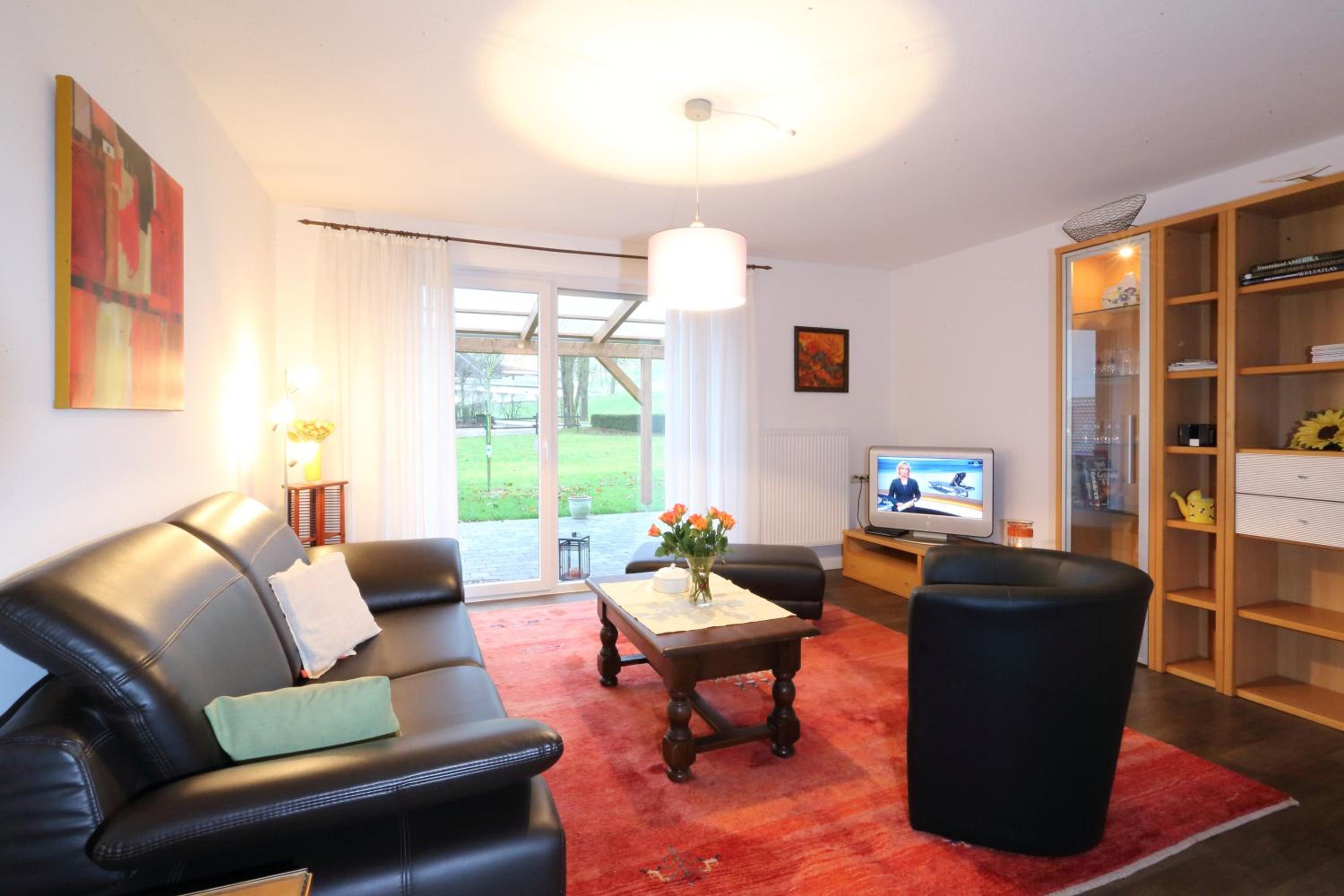 Three-Bedroom Apartment photo 1