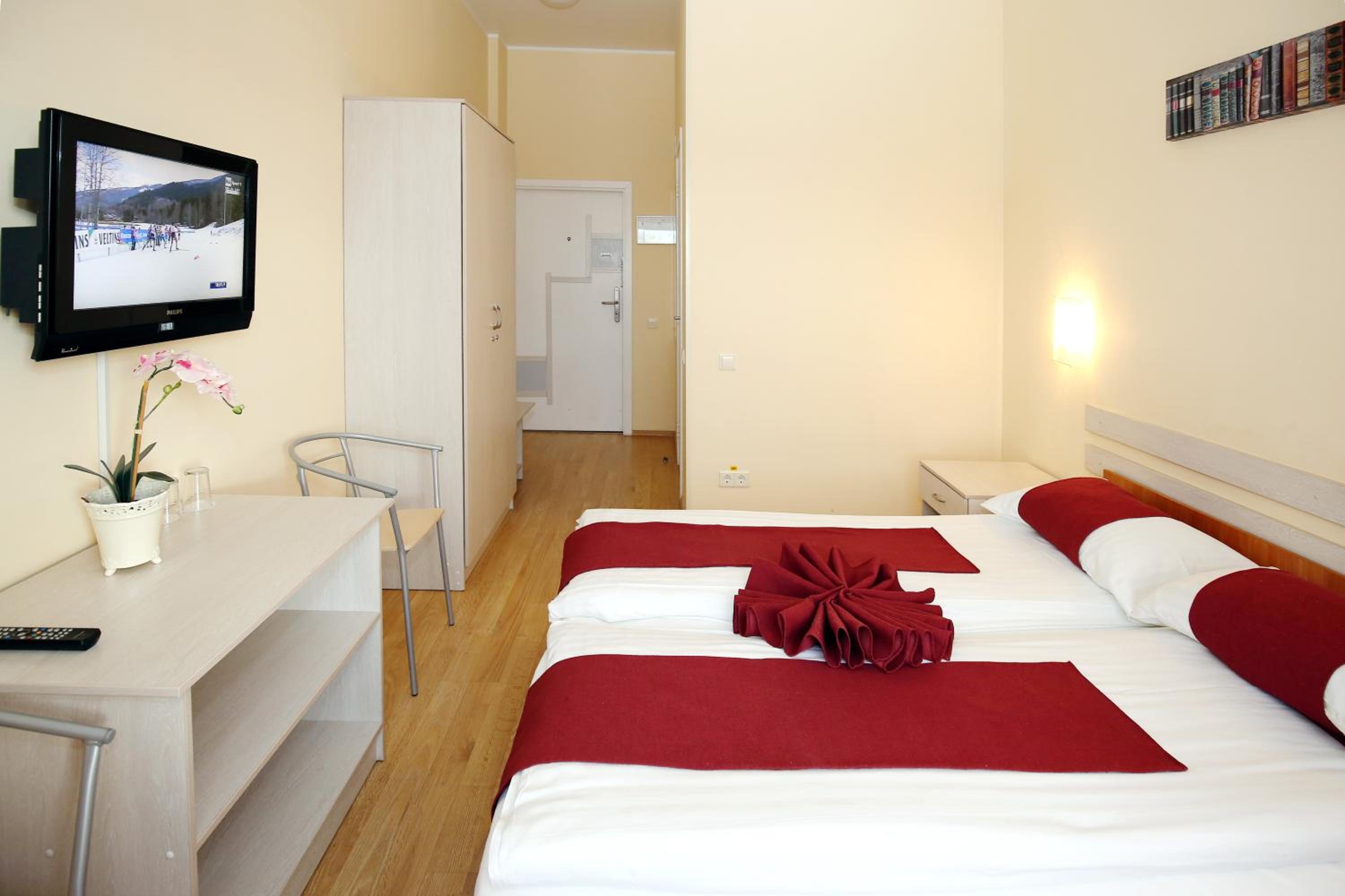 Single Room photo 2