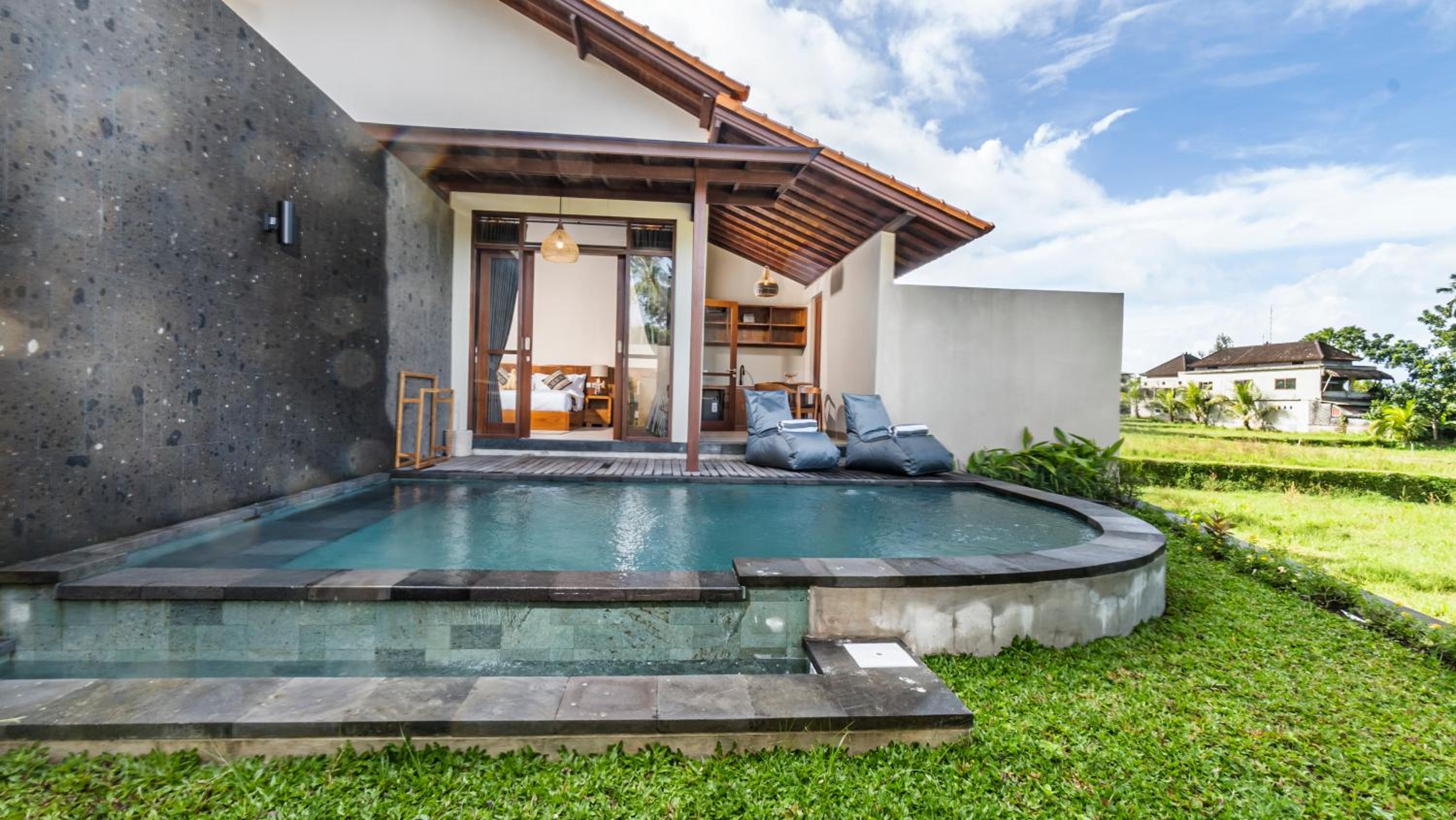 Villa with Private Pool photo 1