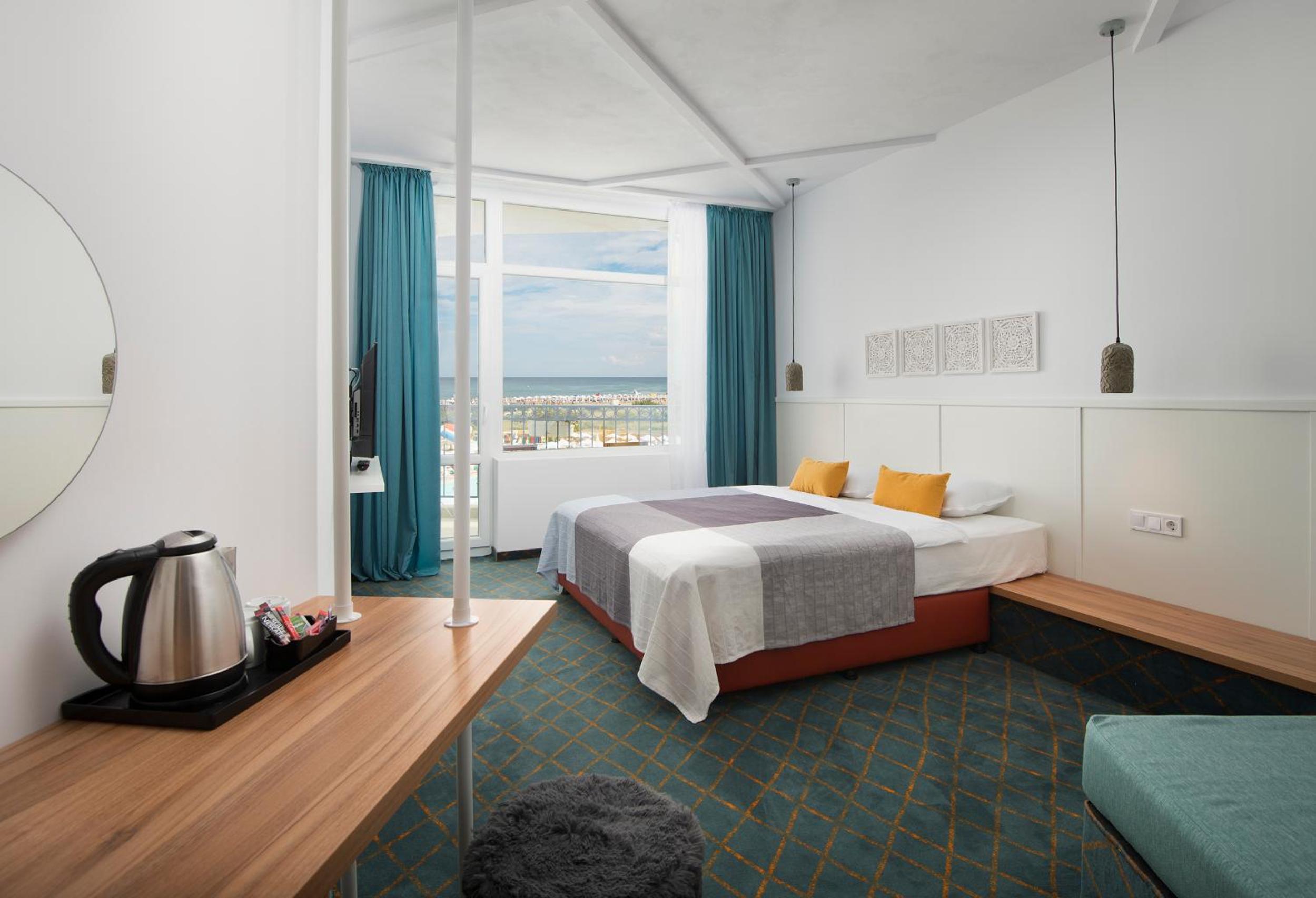 Double Room with Side Sea View (3 Adults)
