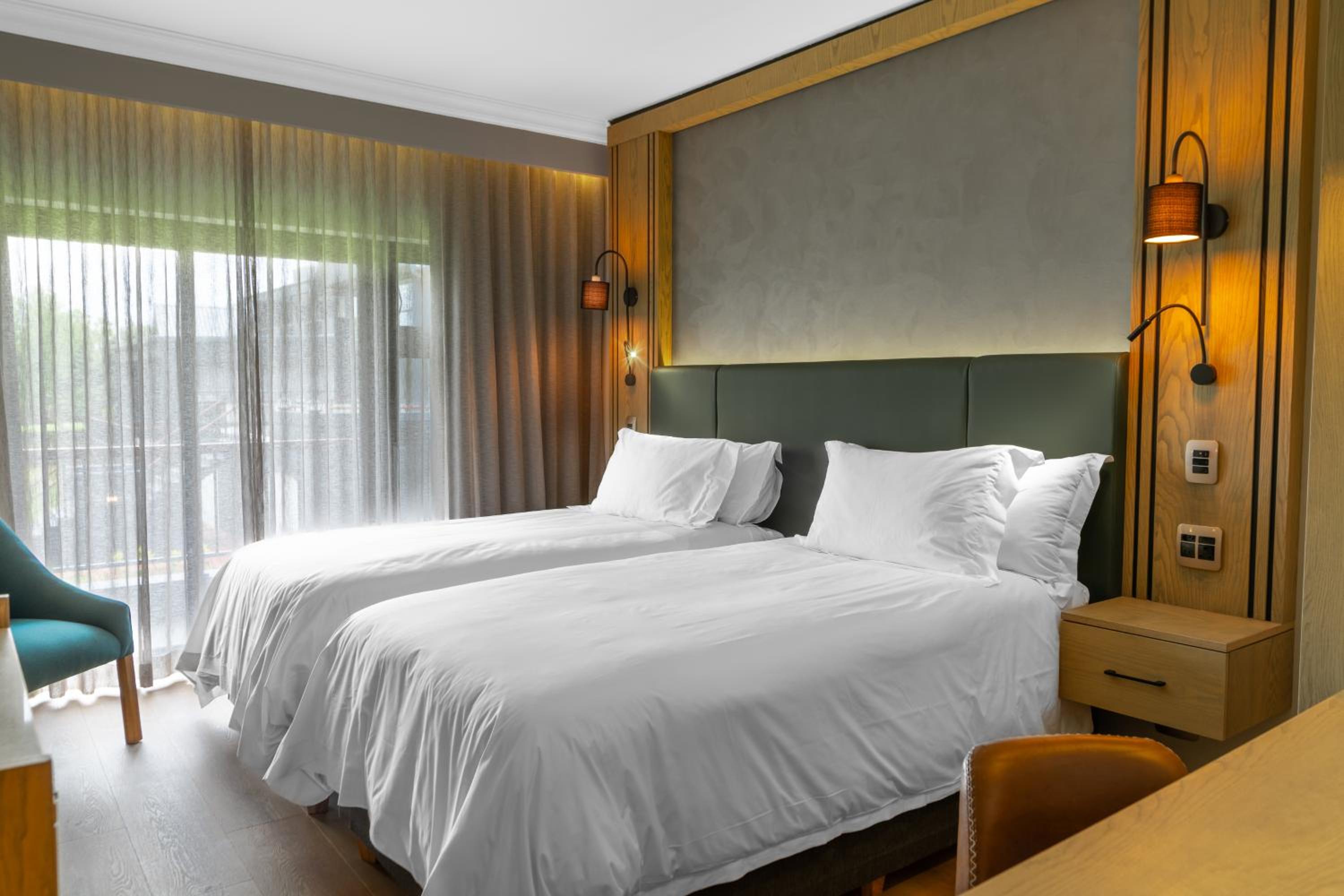 Standard Twin Room photo 2