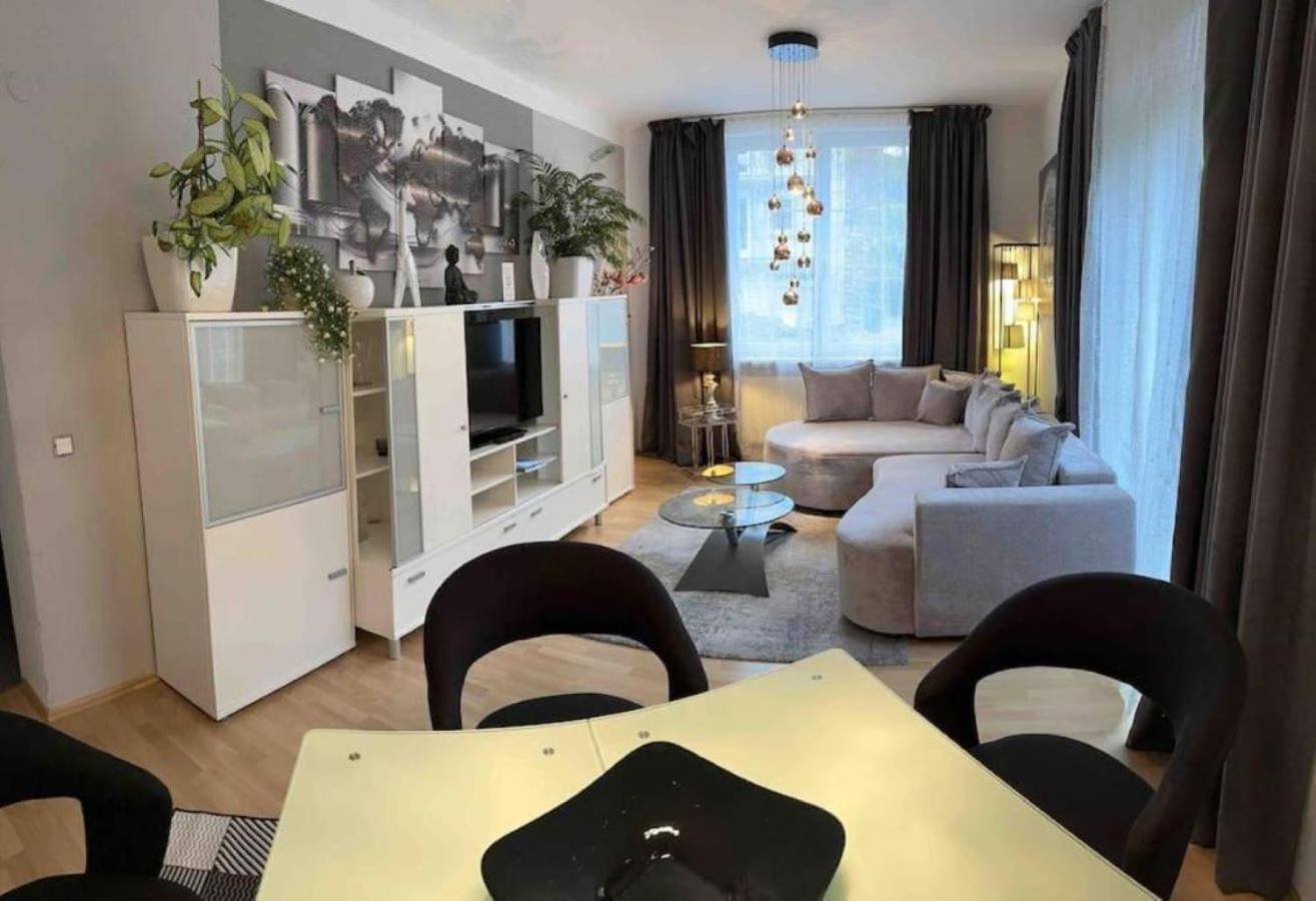Two-Bedroom Apartment with Terrace photo 1