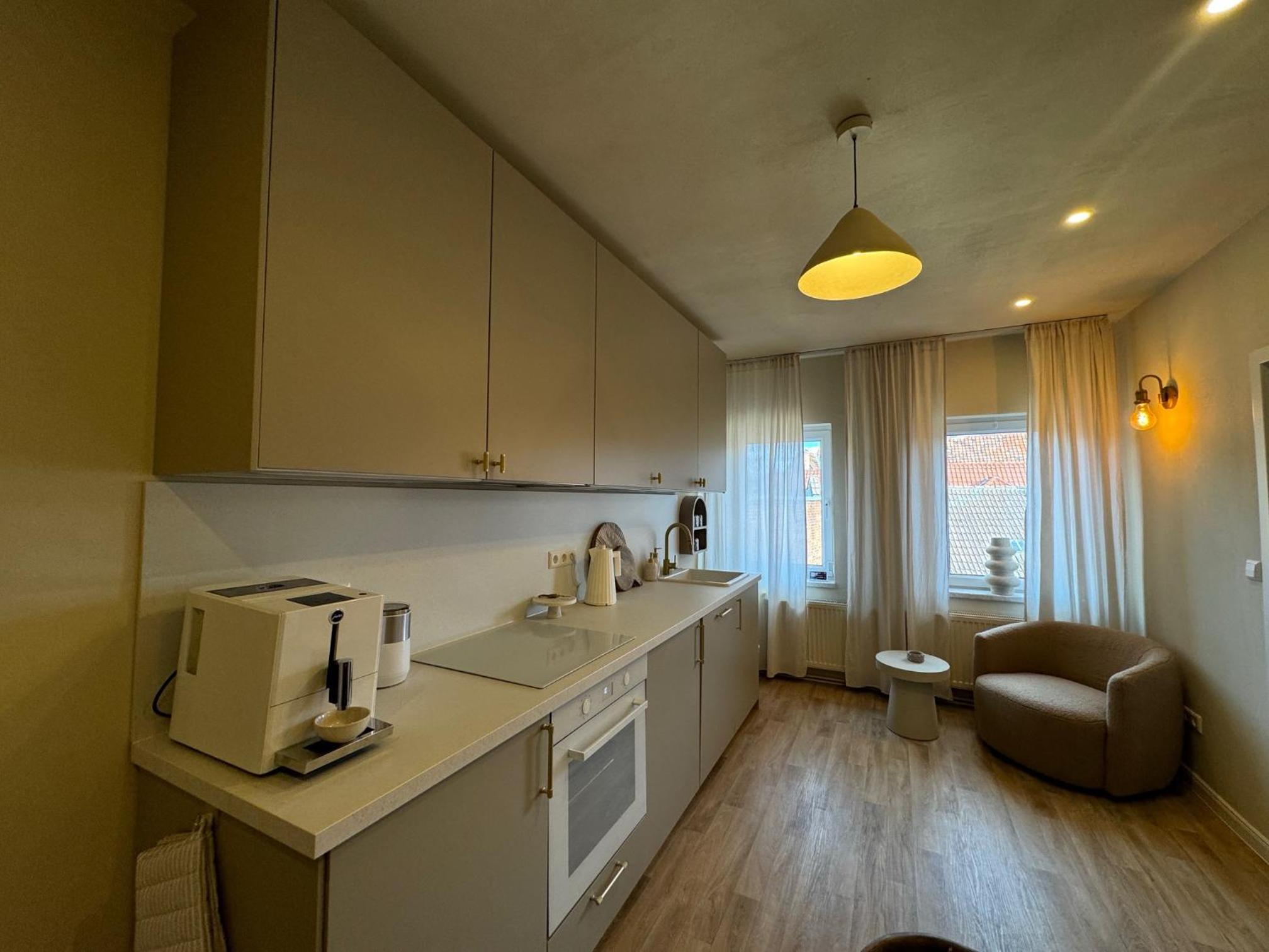 One-Bedroom Deluxe Apartment