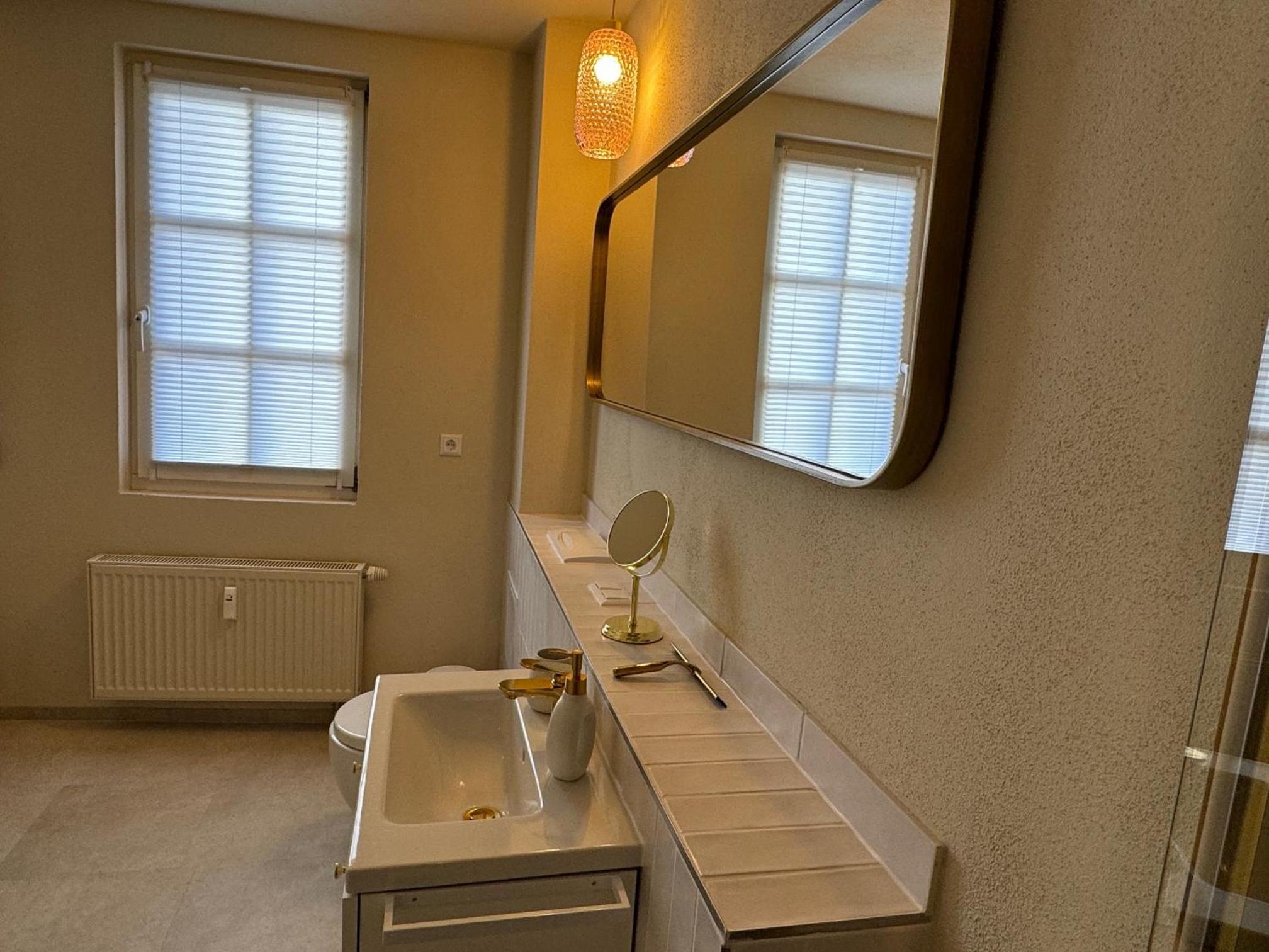 One-Bedroom Deluxe Apartment photo 3