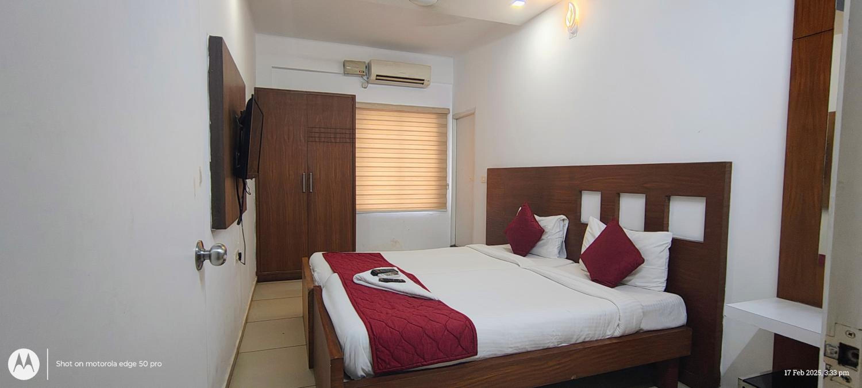 Deluxe Room - Photo 2