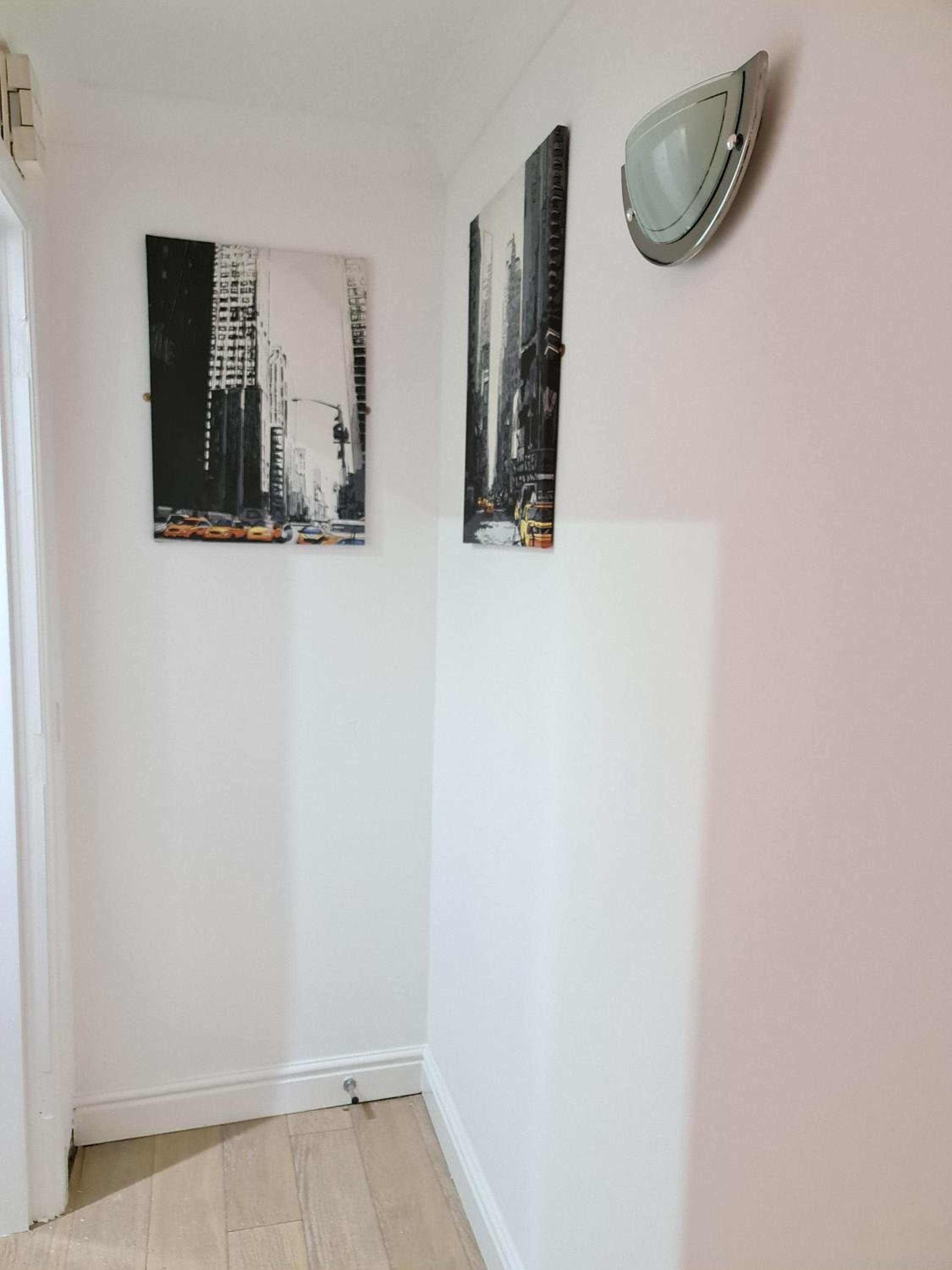 Two-Bedroom Standard Apartment photo 2