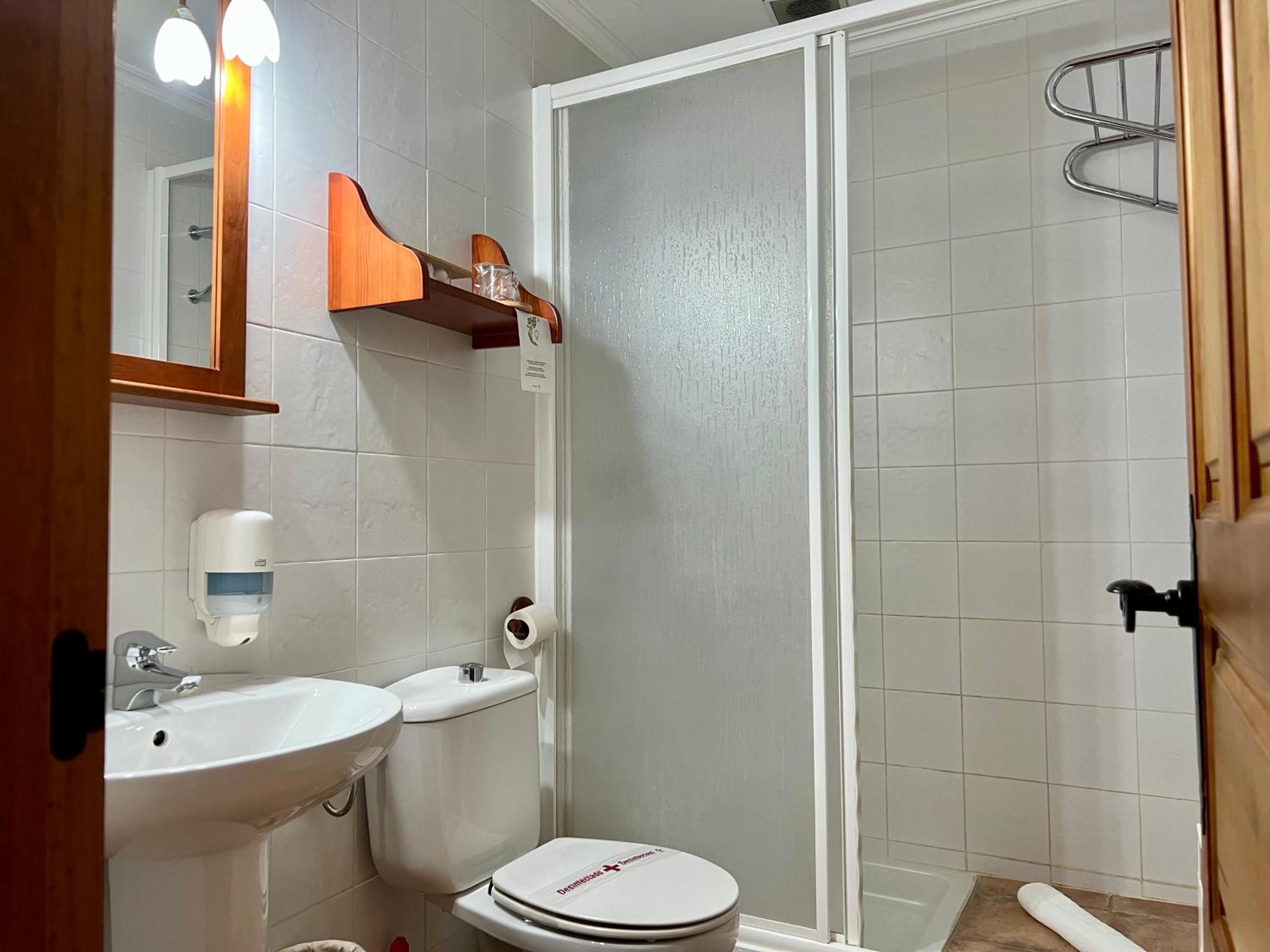 Four-Bedroom Apartment with Balcony photo 1