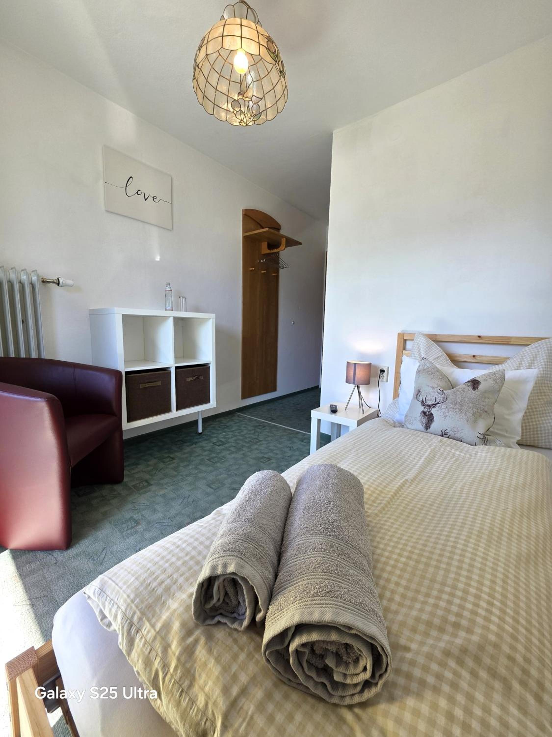 Single Room photo 2