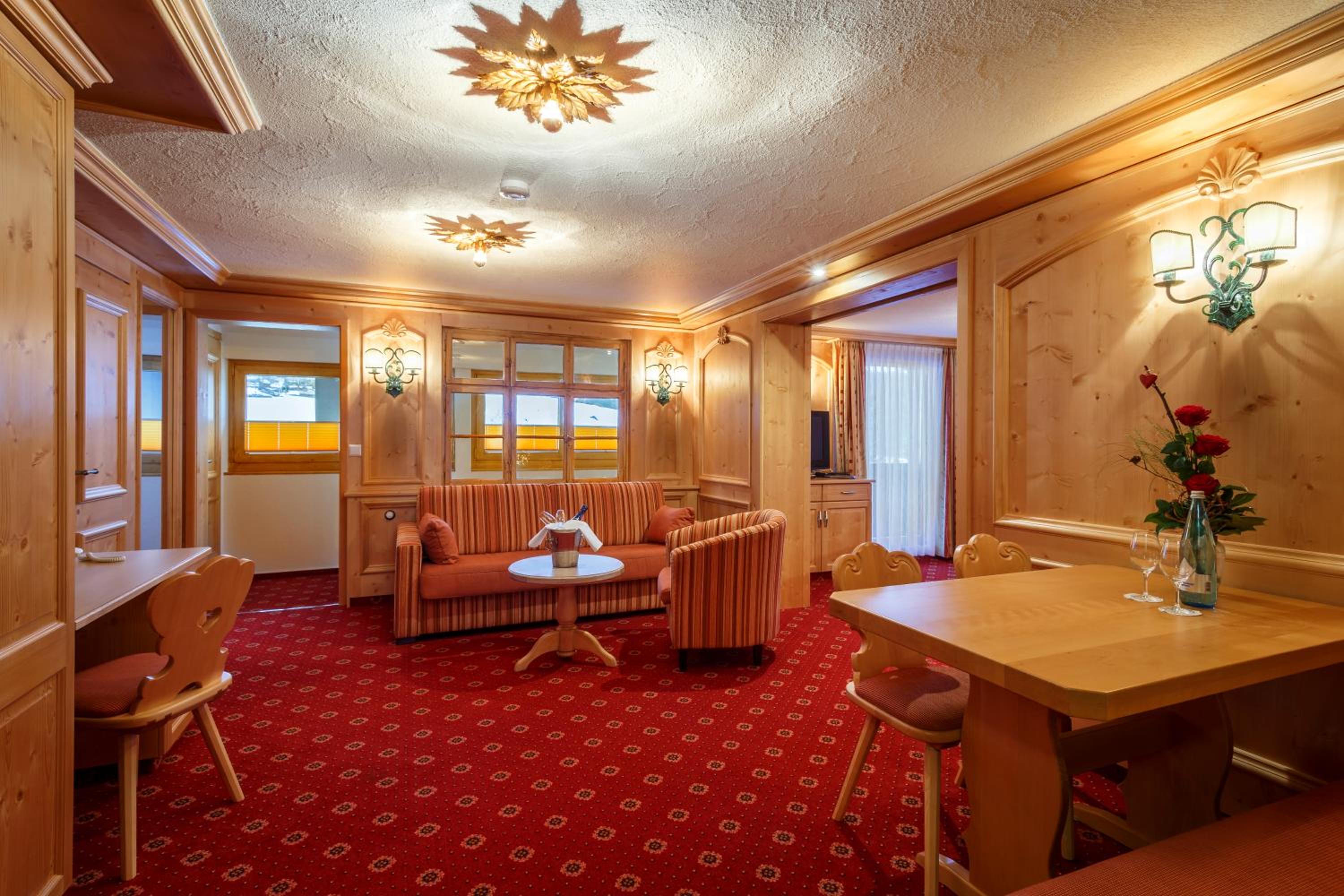 Black Forest - Deluxe Suite with Balcony and Panoramic View photo 1