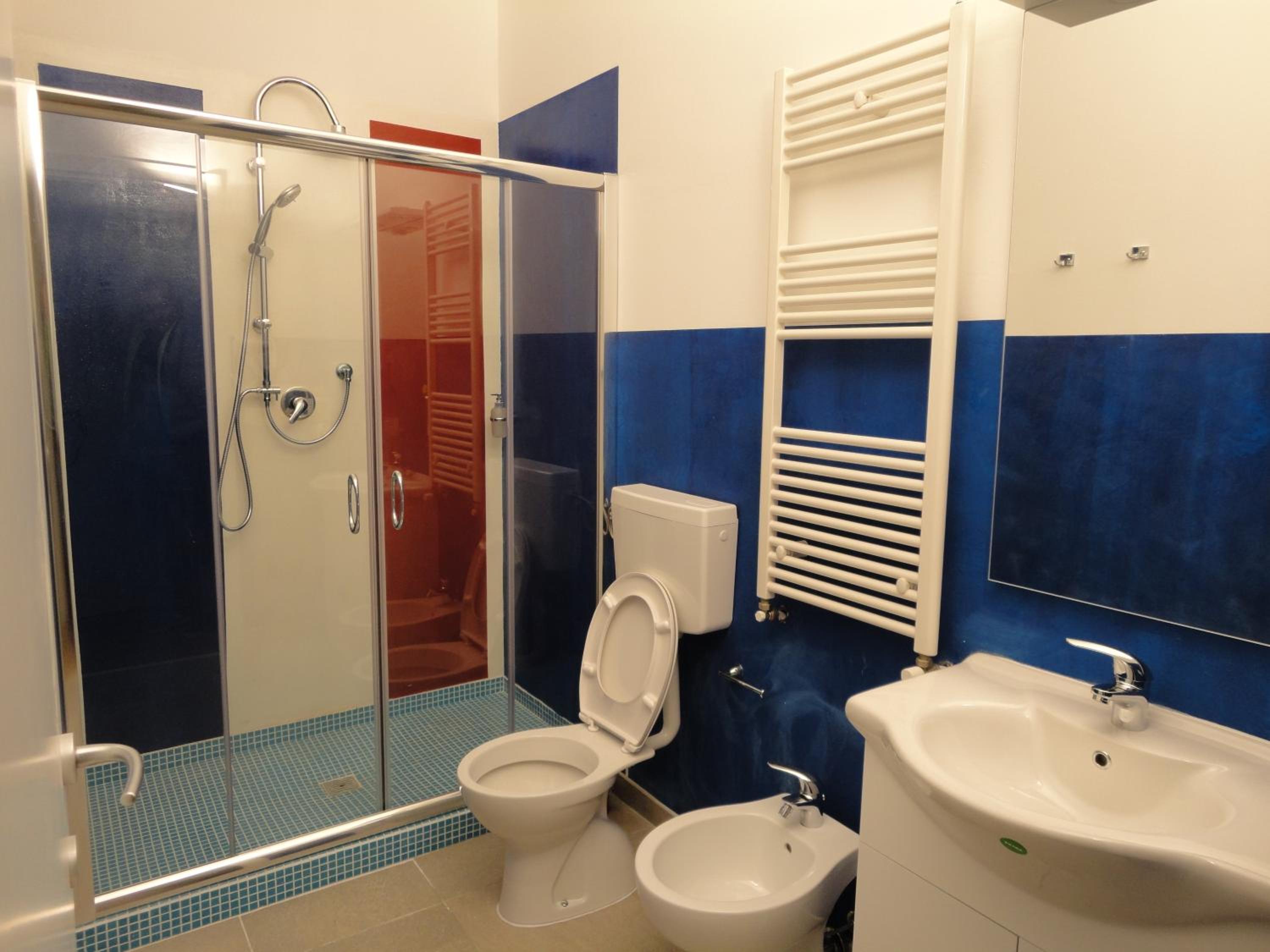 Bunk Bed in Female Dormitory Room   photo 2