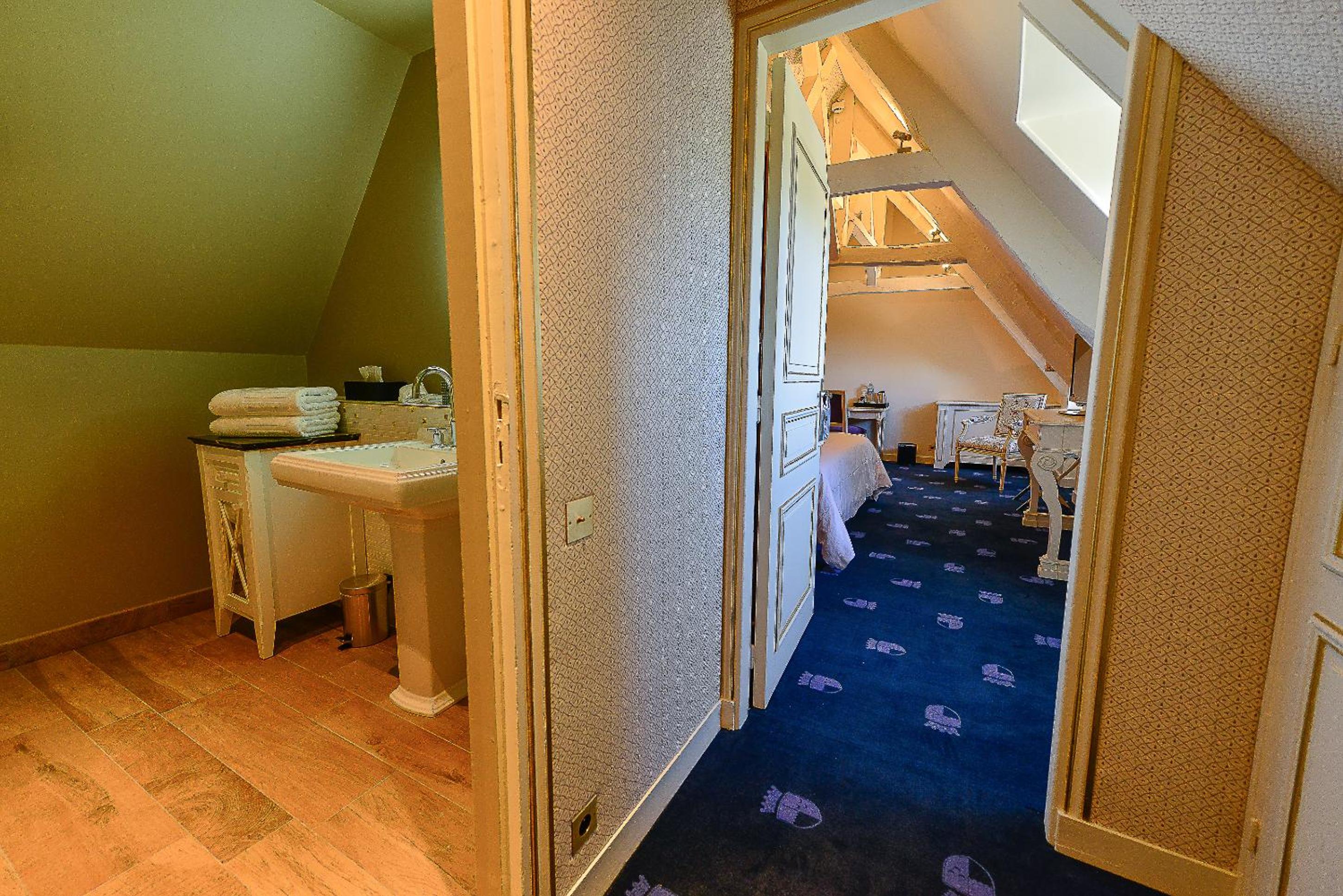 Deluxe Double Room photo 2