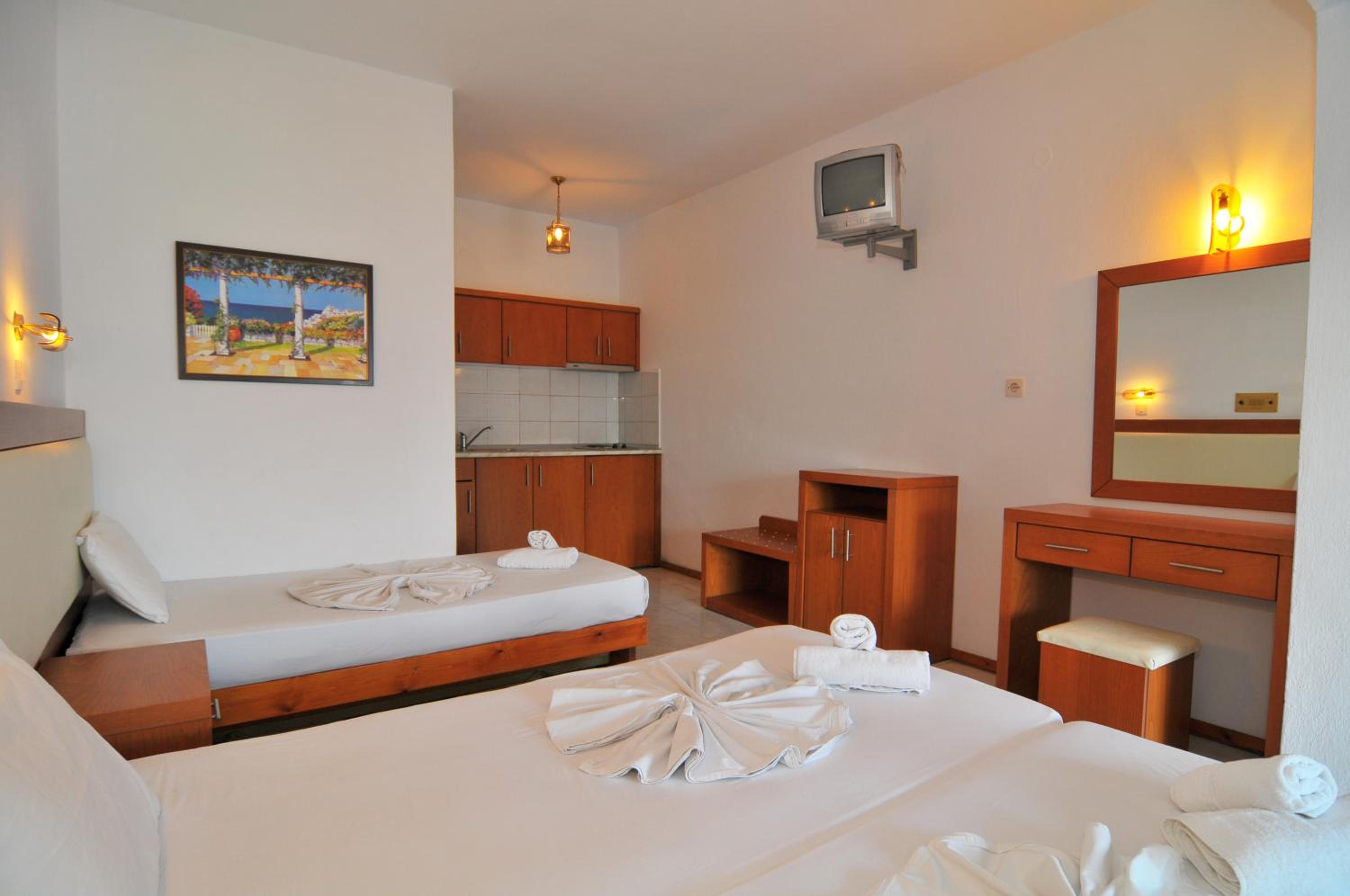 Triple Room with Sea View