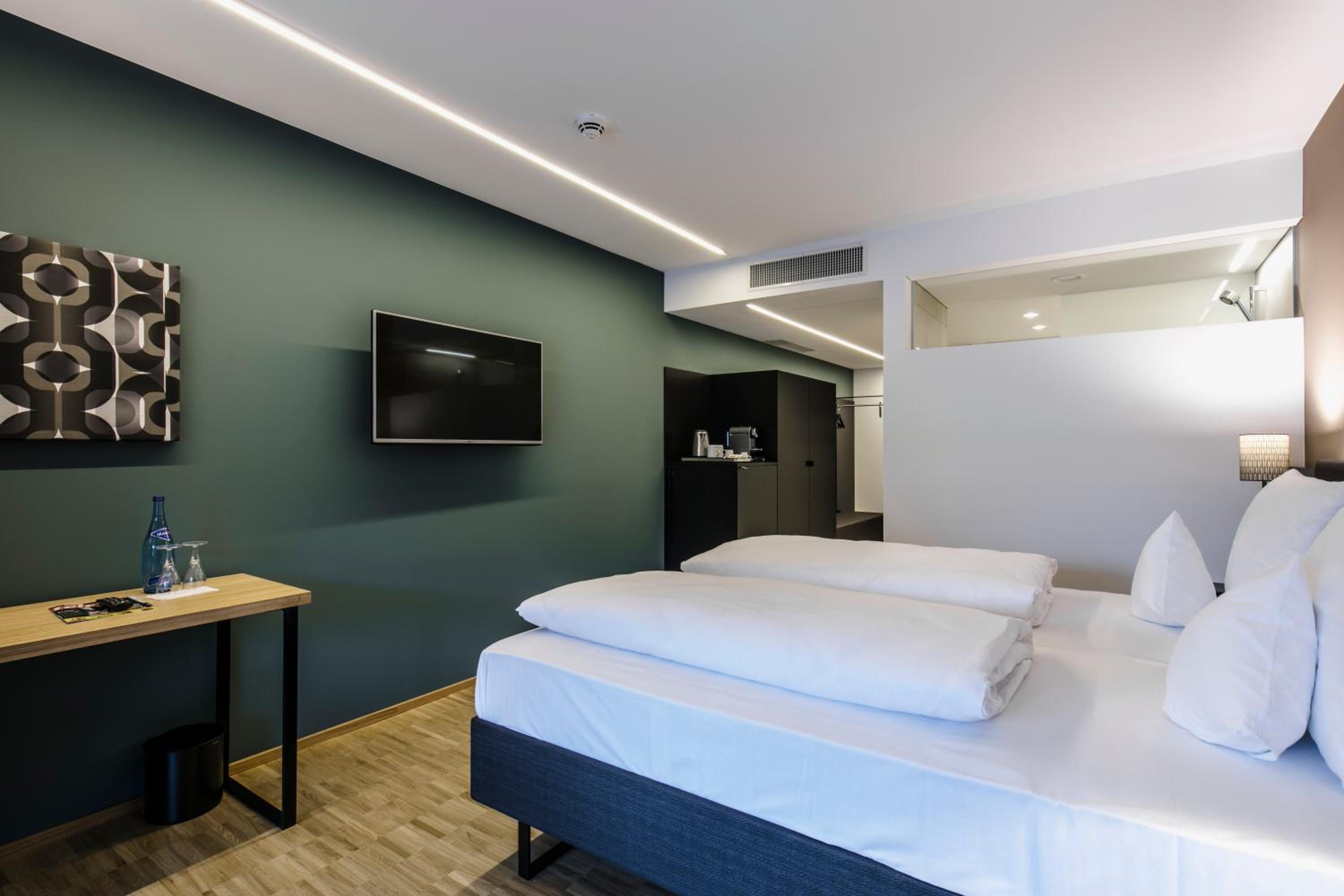 Business Double Room - Photo 2