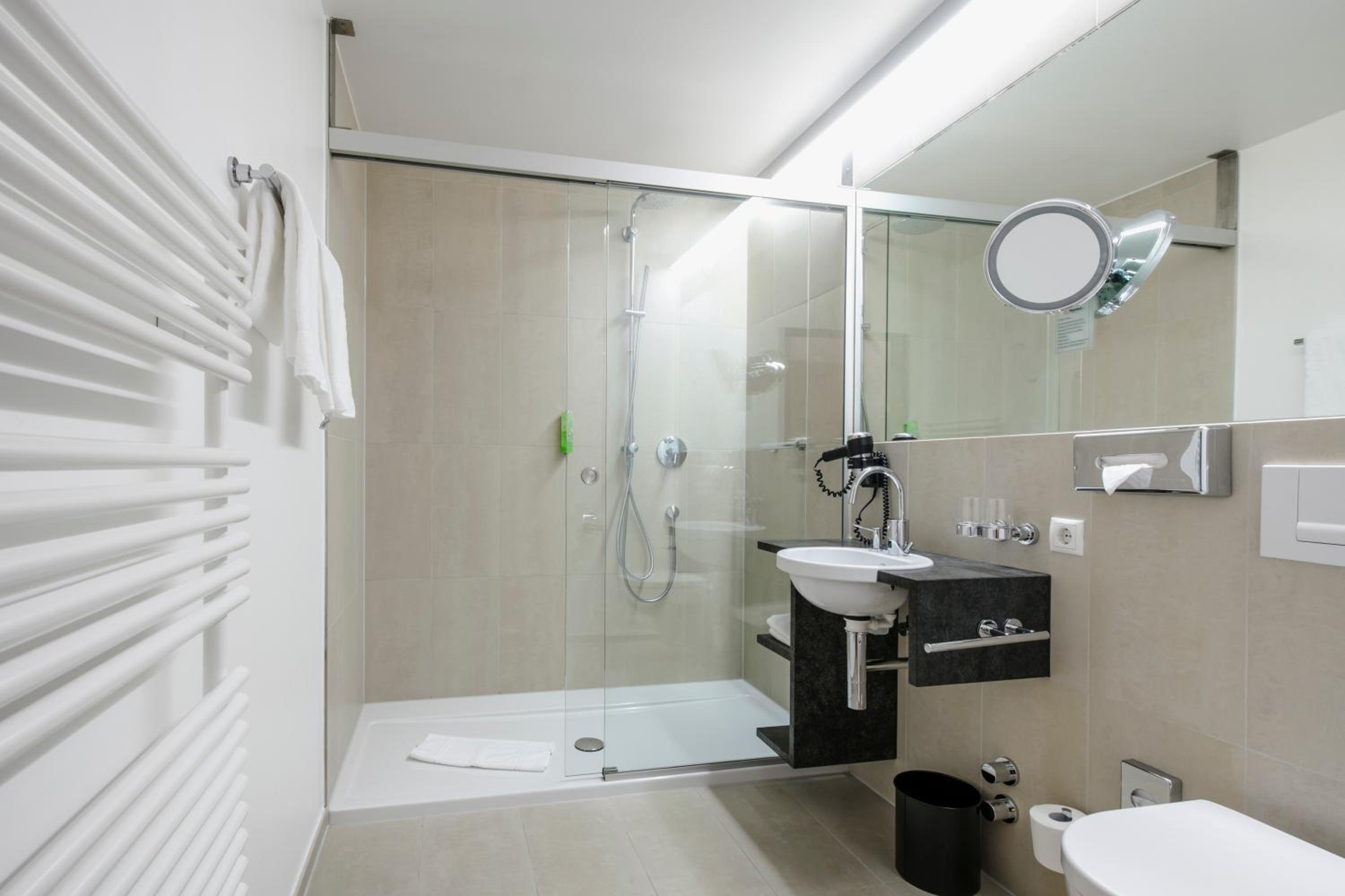 Double Room - Photo 4