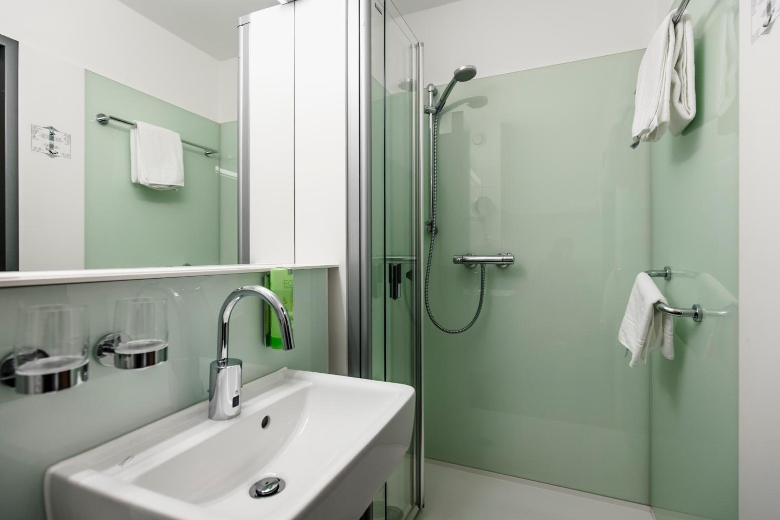 Double Room - Photo 3