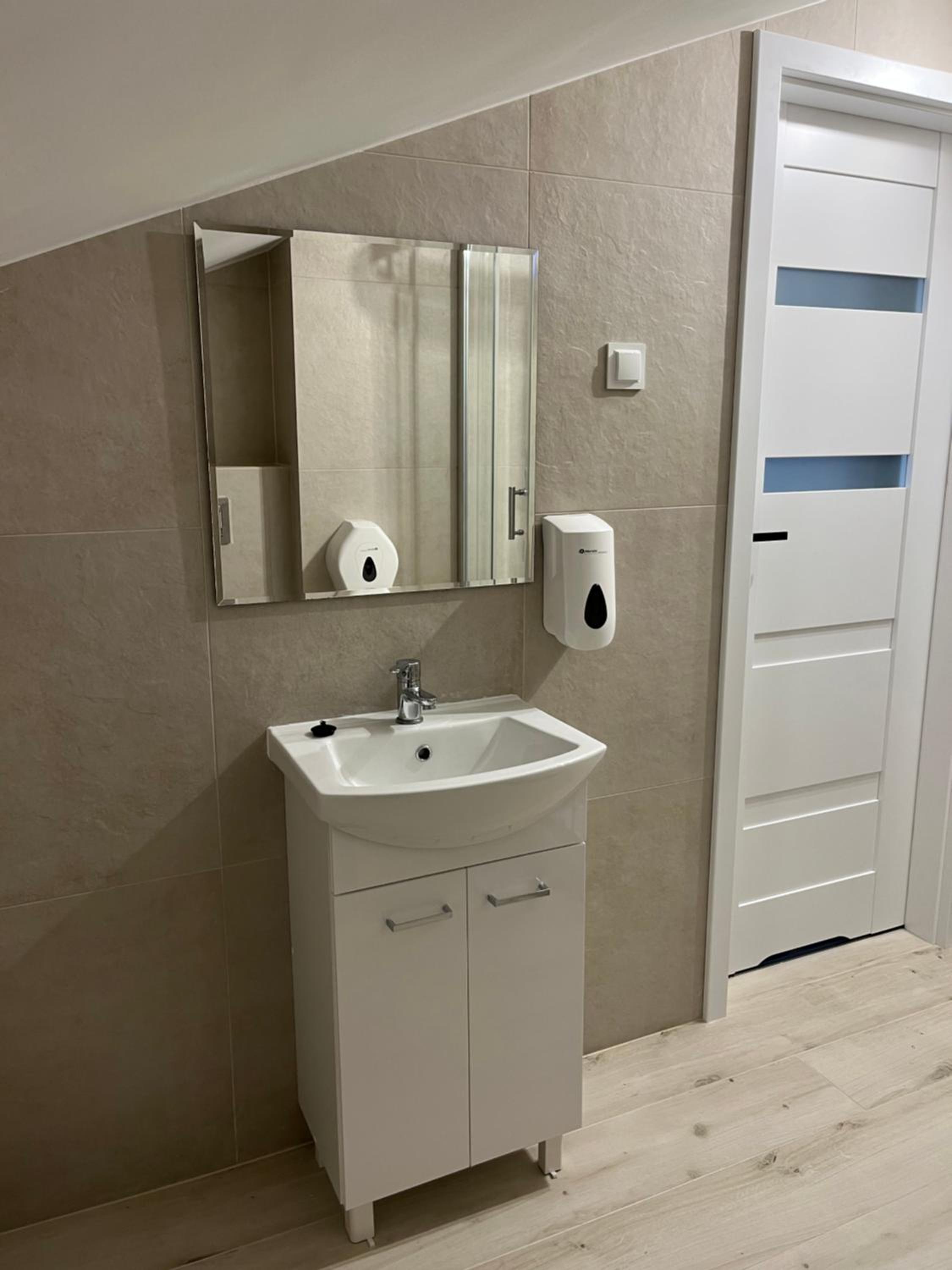 Double Room with Private Bathroom photo 3