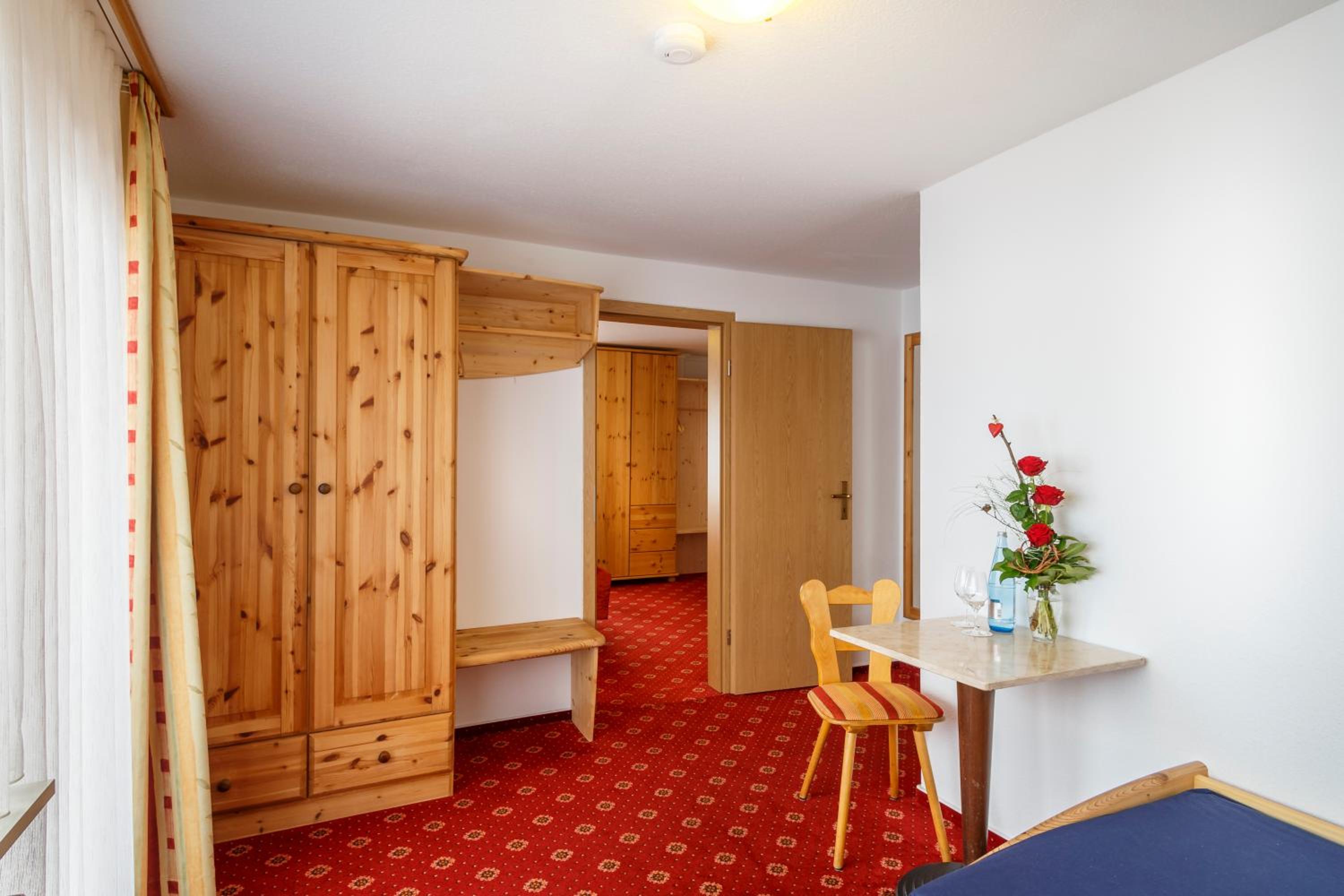 Suite with Balcony photo 3