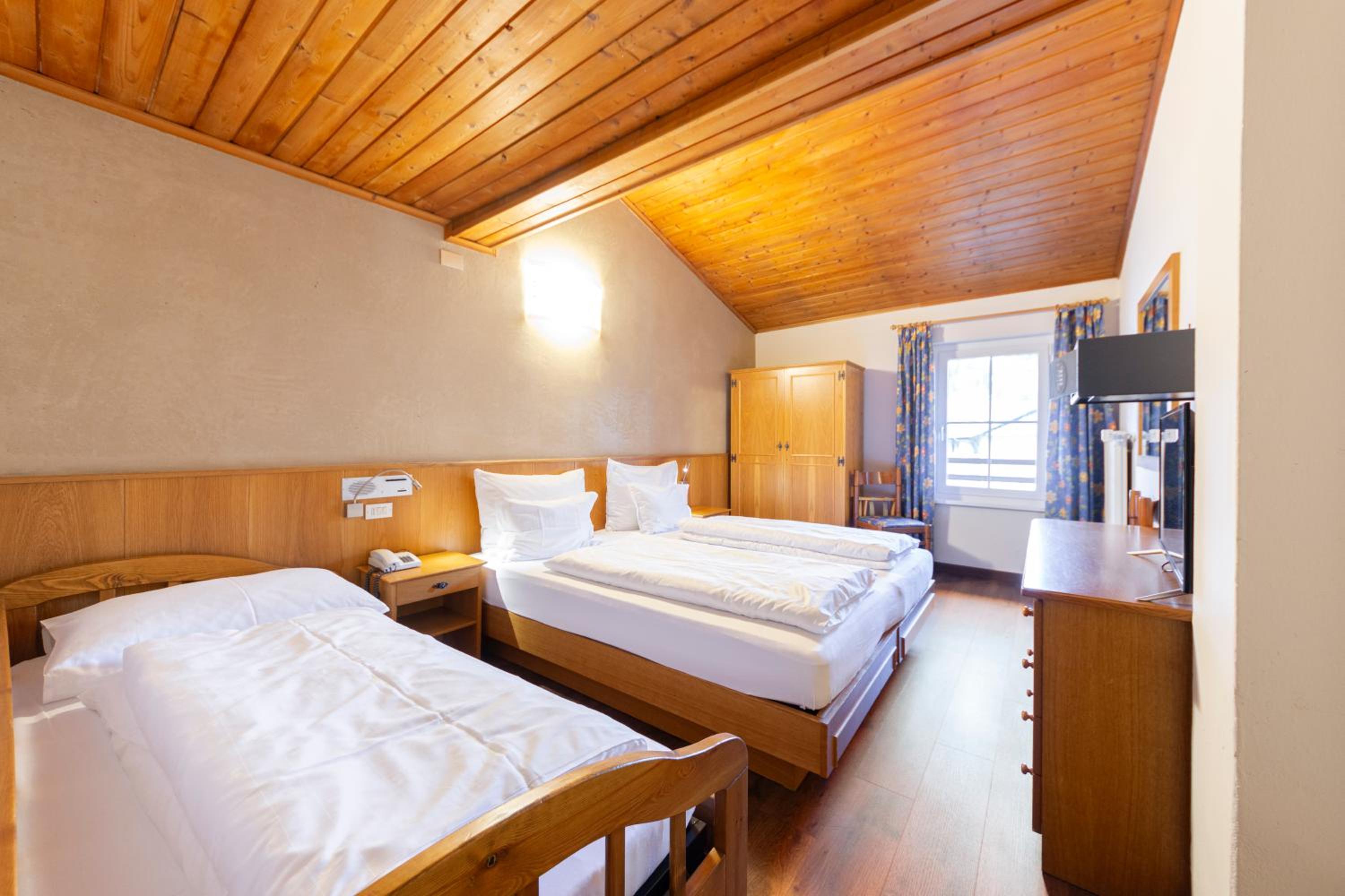 Classic Triple Room photo 3