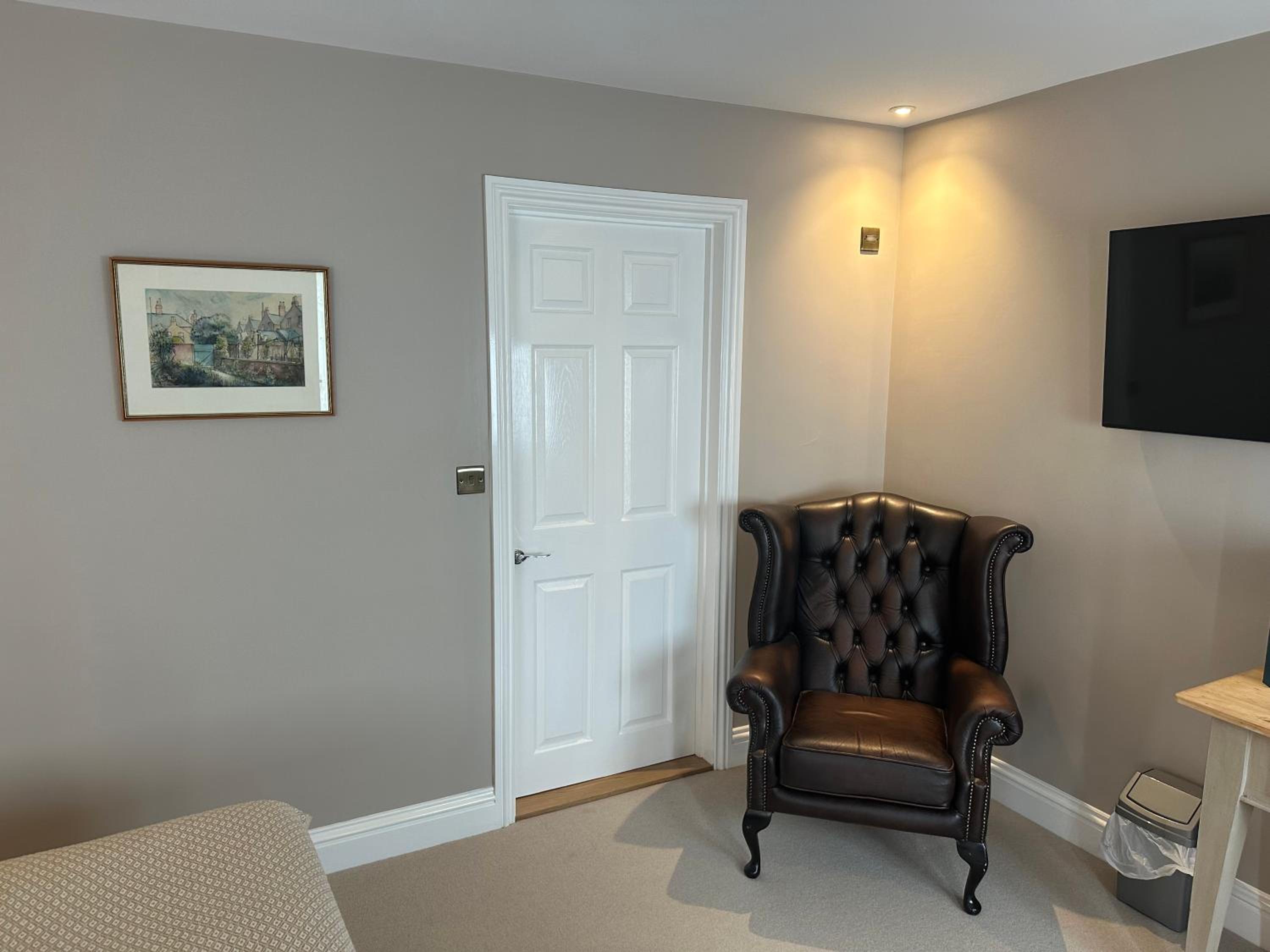 Ground Floor King Room  (Annex)