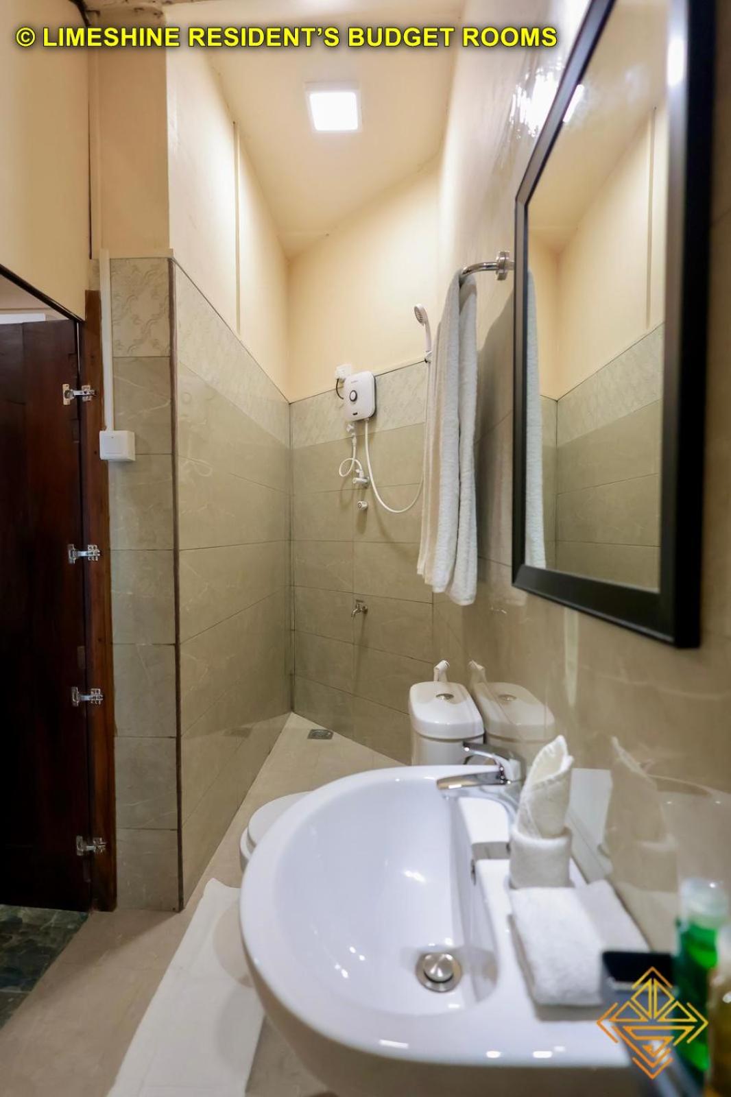 Budget Double or Twin Room - Photo 10