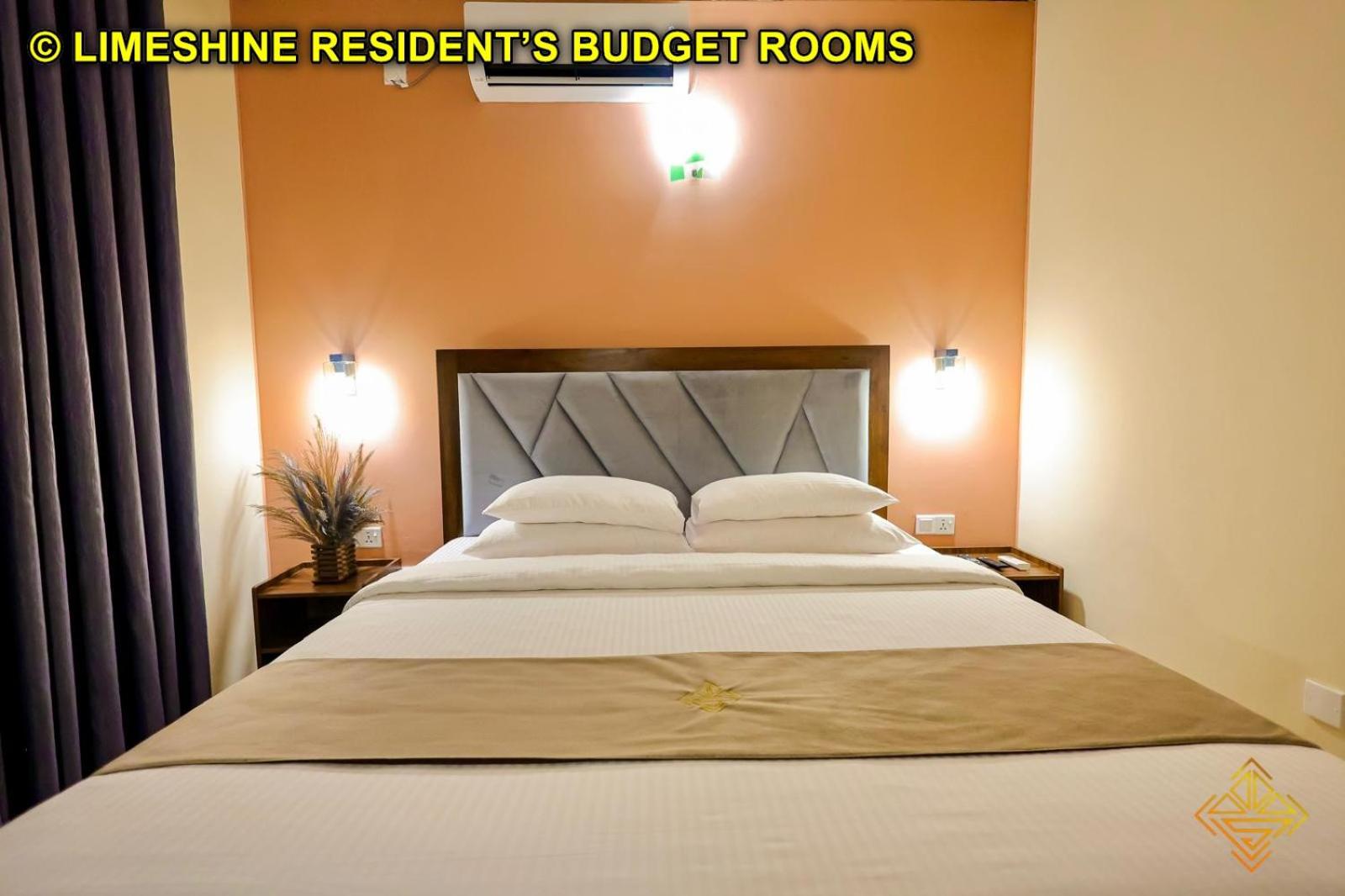 Budget Double Room - Photo 23