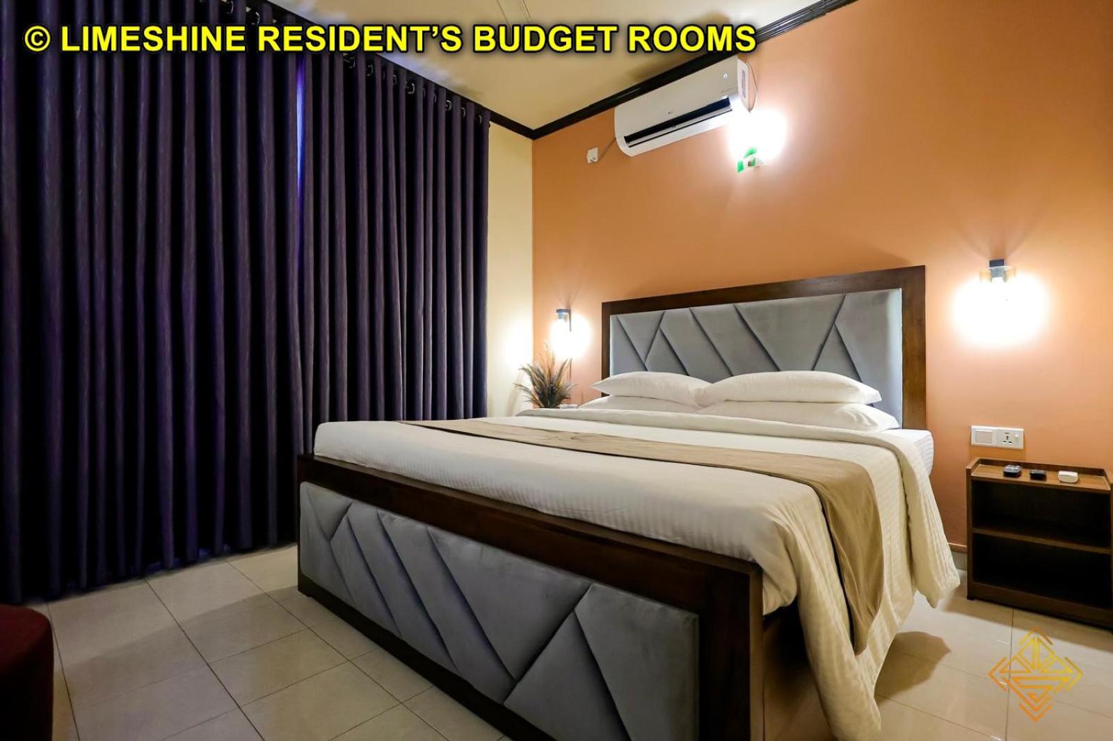 Budget Double Room - Photo 31