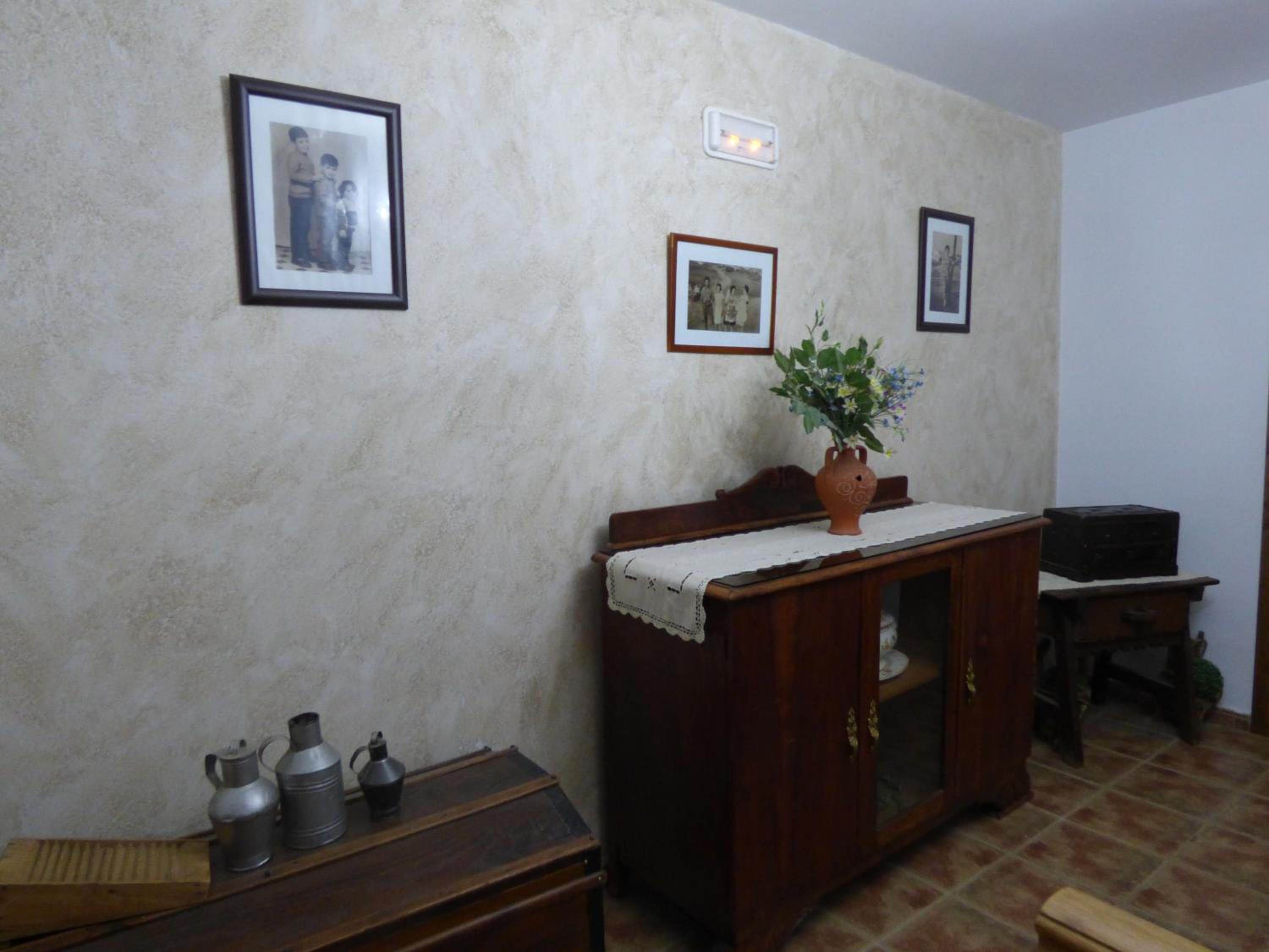 Triple Room with Shower photo 3