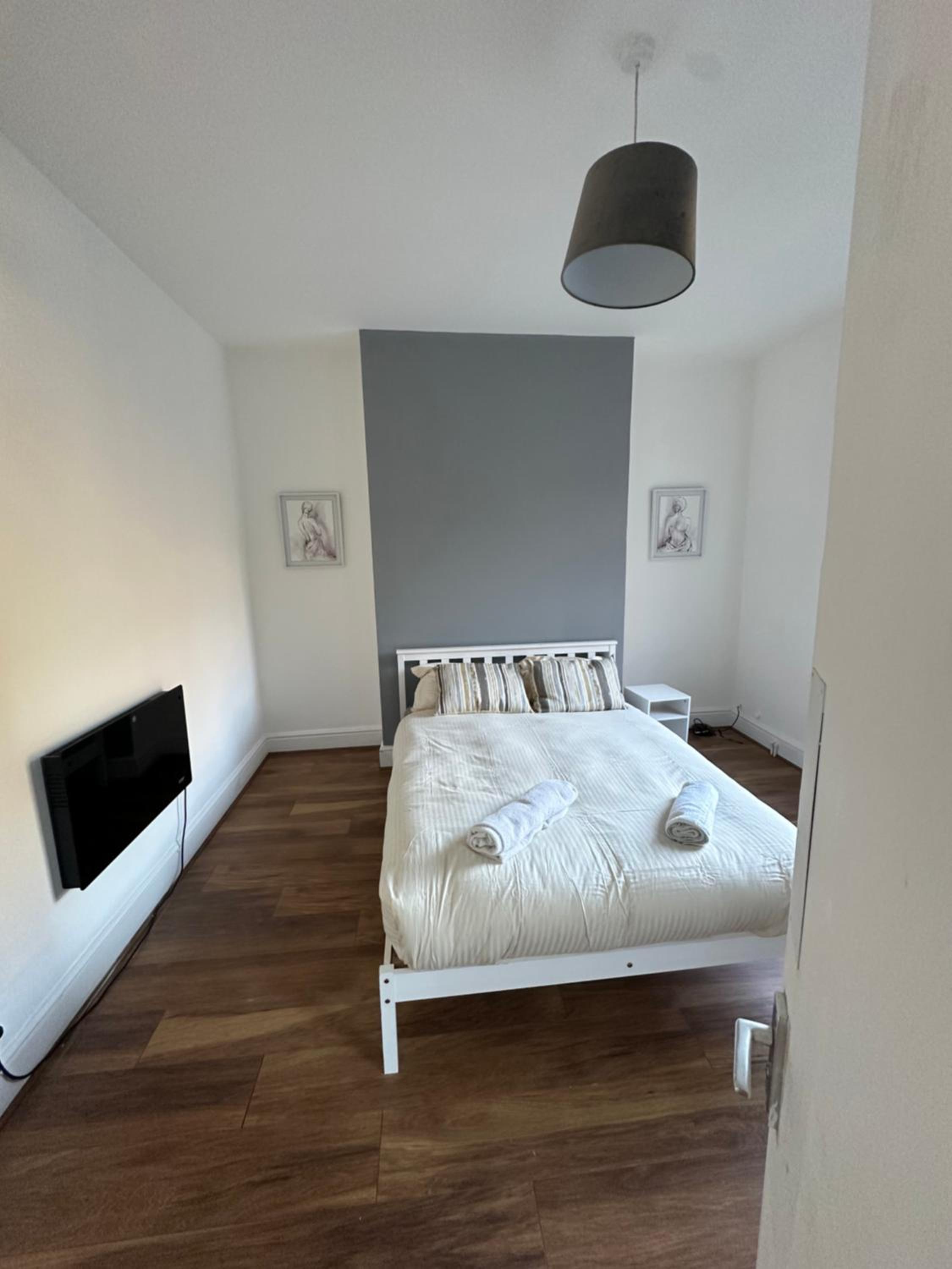 Standard Double Room with Shared Bathroom photo 2